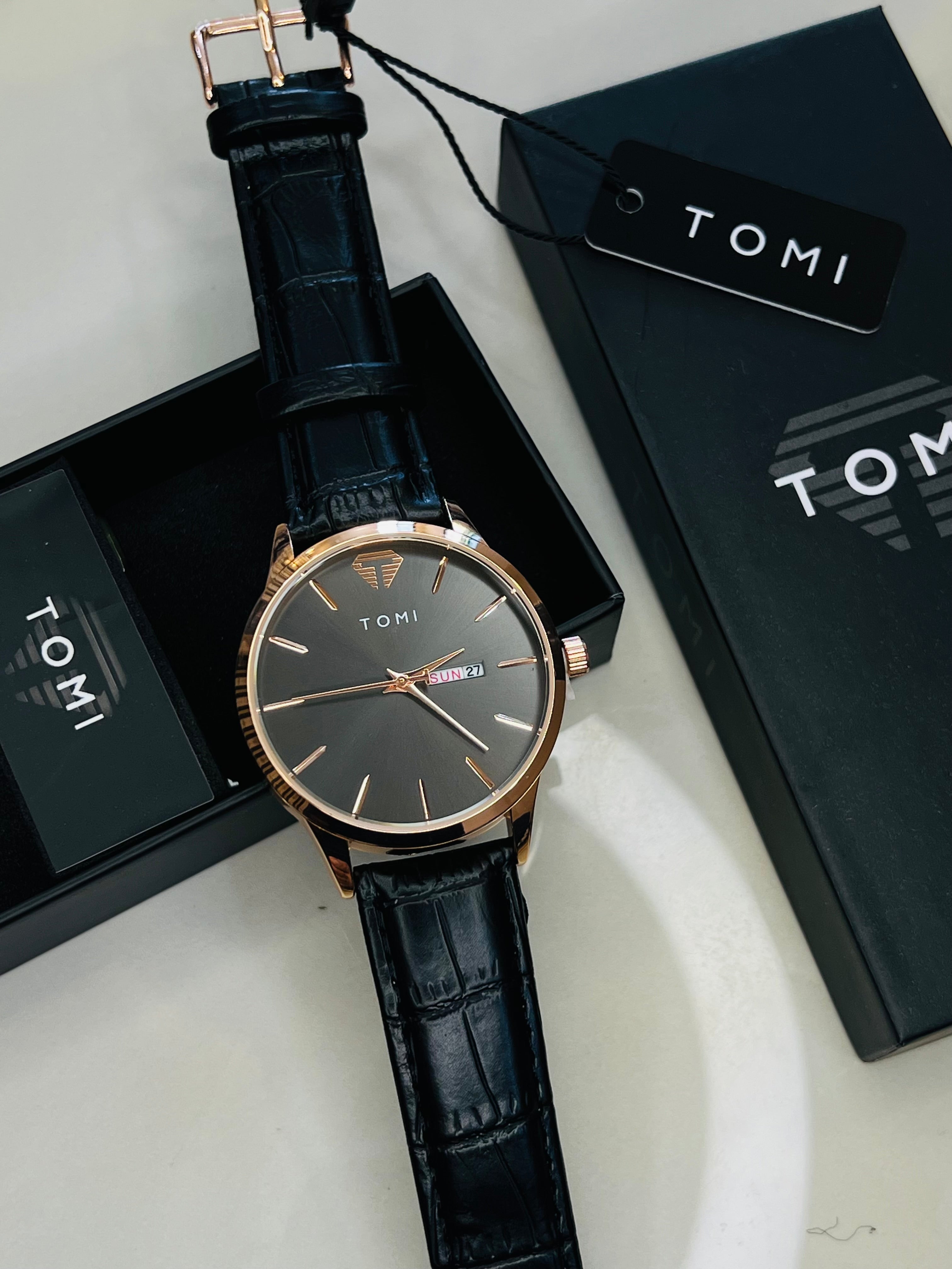 Tomi Day Date Gold Black Watch
