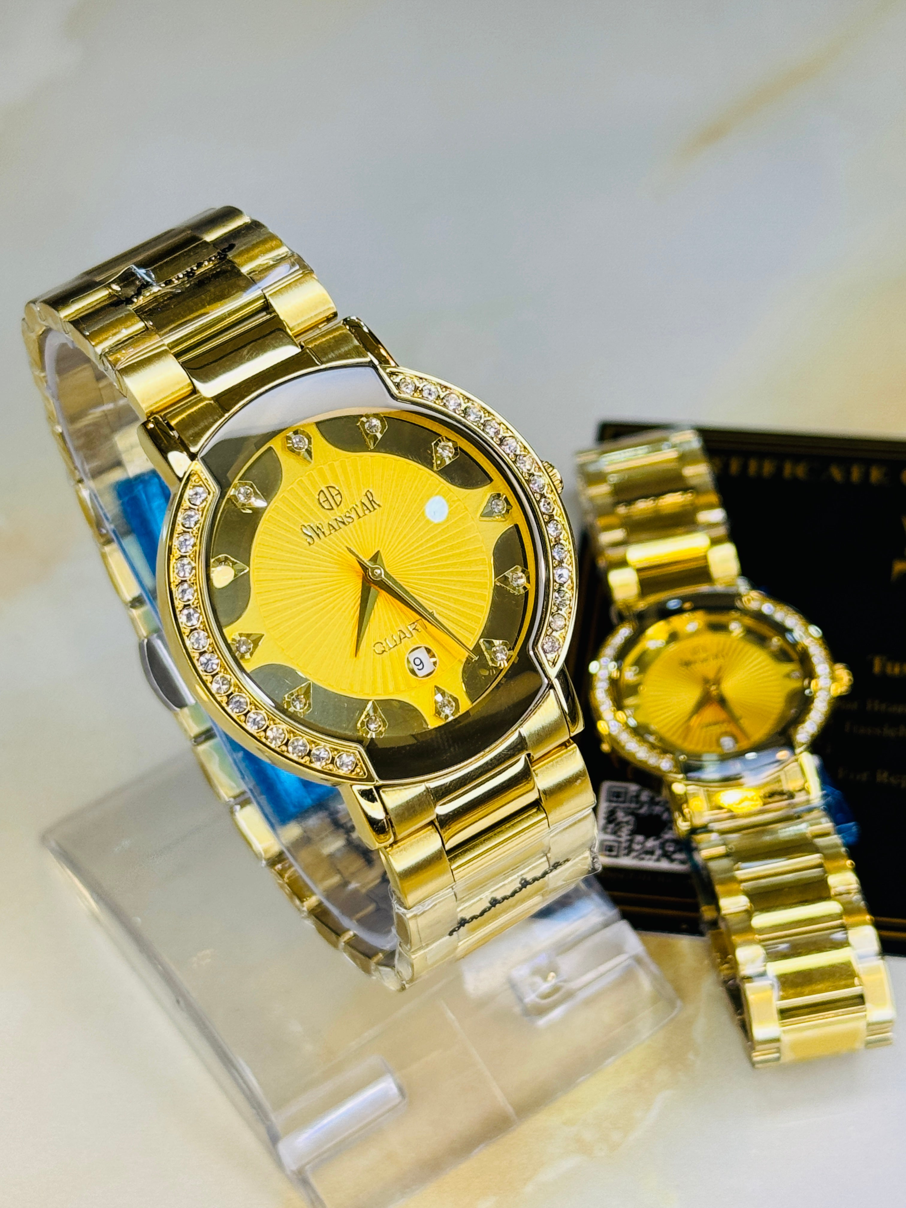 All Gold Sea Star Couple Watch
