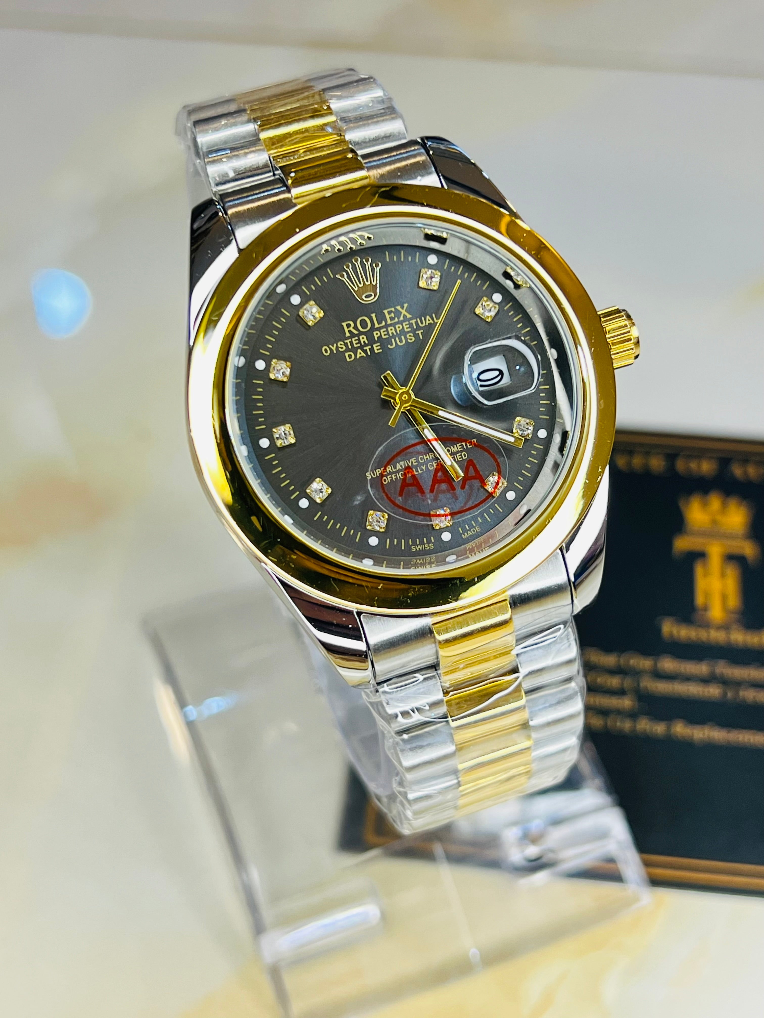 Two Tone Metallic Plain Bezel Date Just Watch