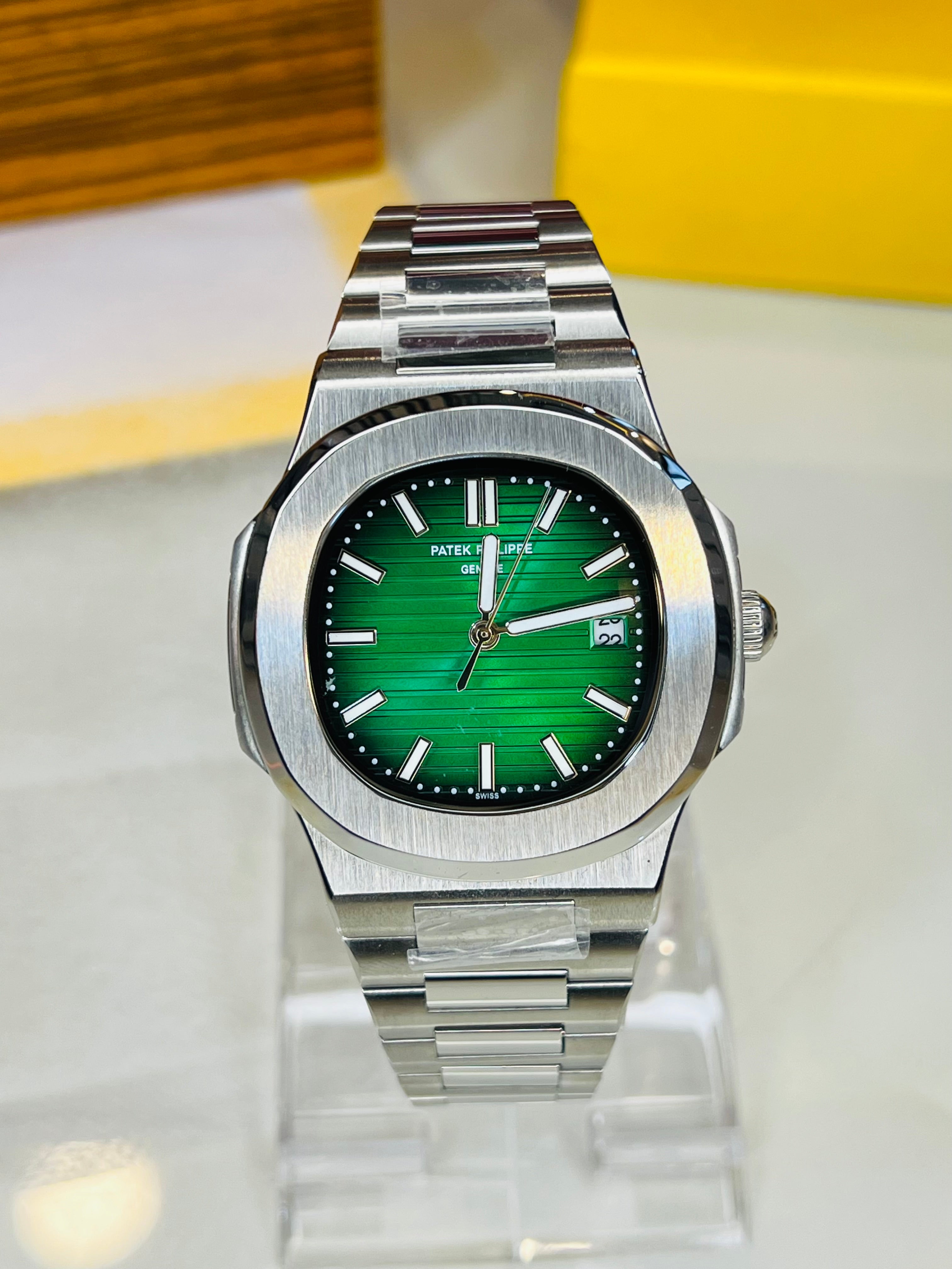 Silver Emerald Automatic Nautilus Super Clone Watch