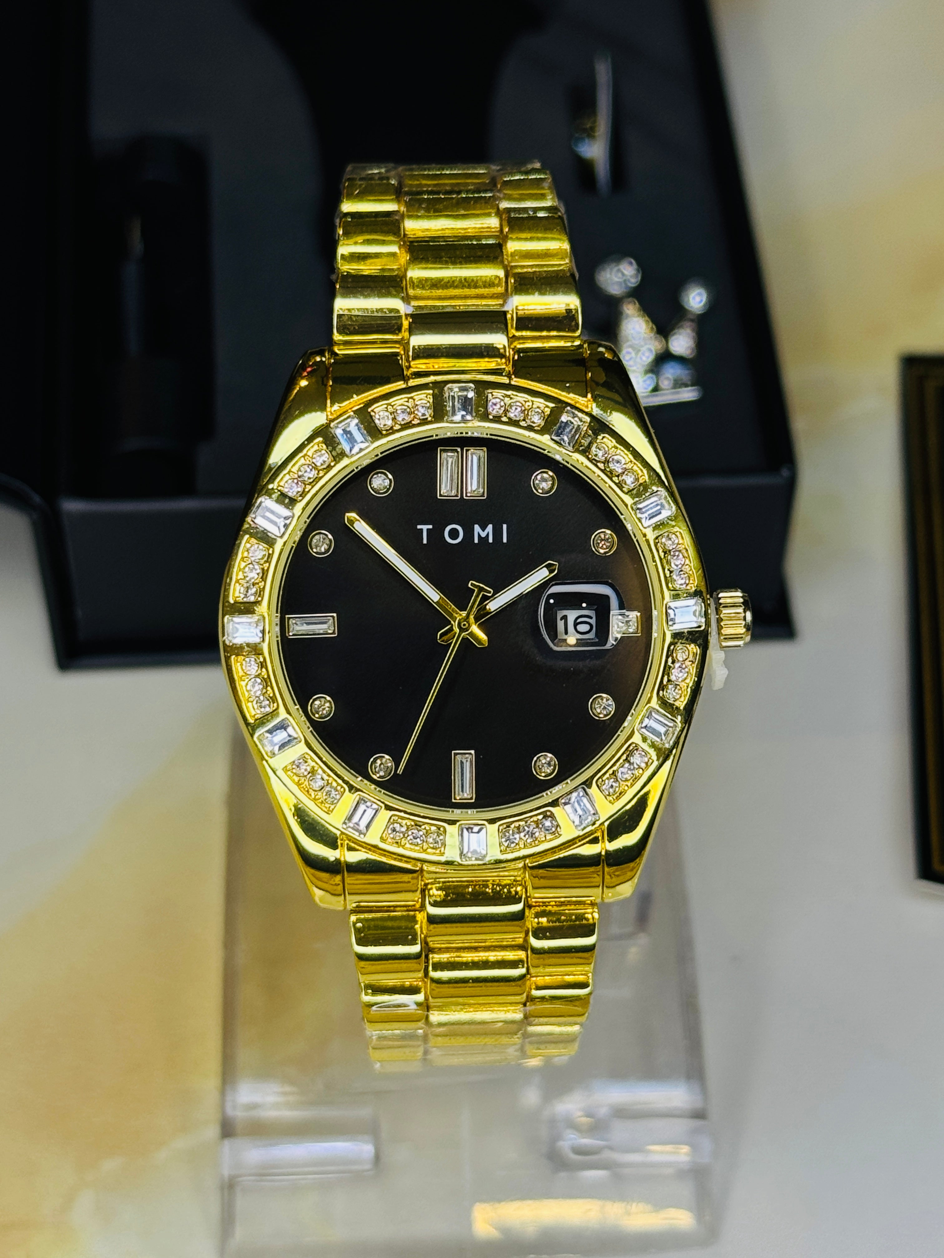 Tomi S3 Zircon Gold Black Premium Watch