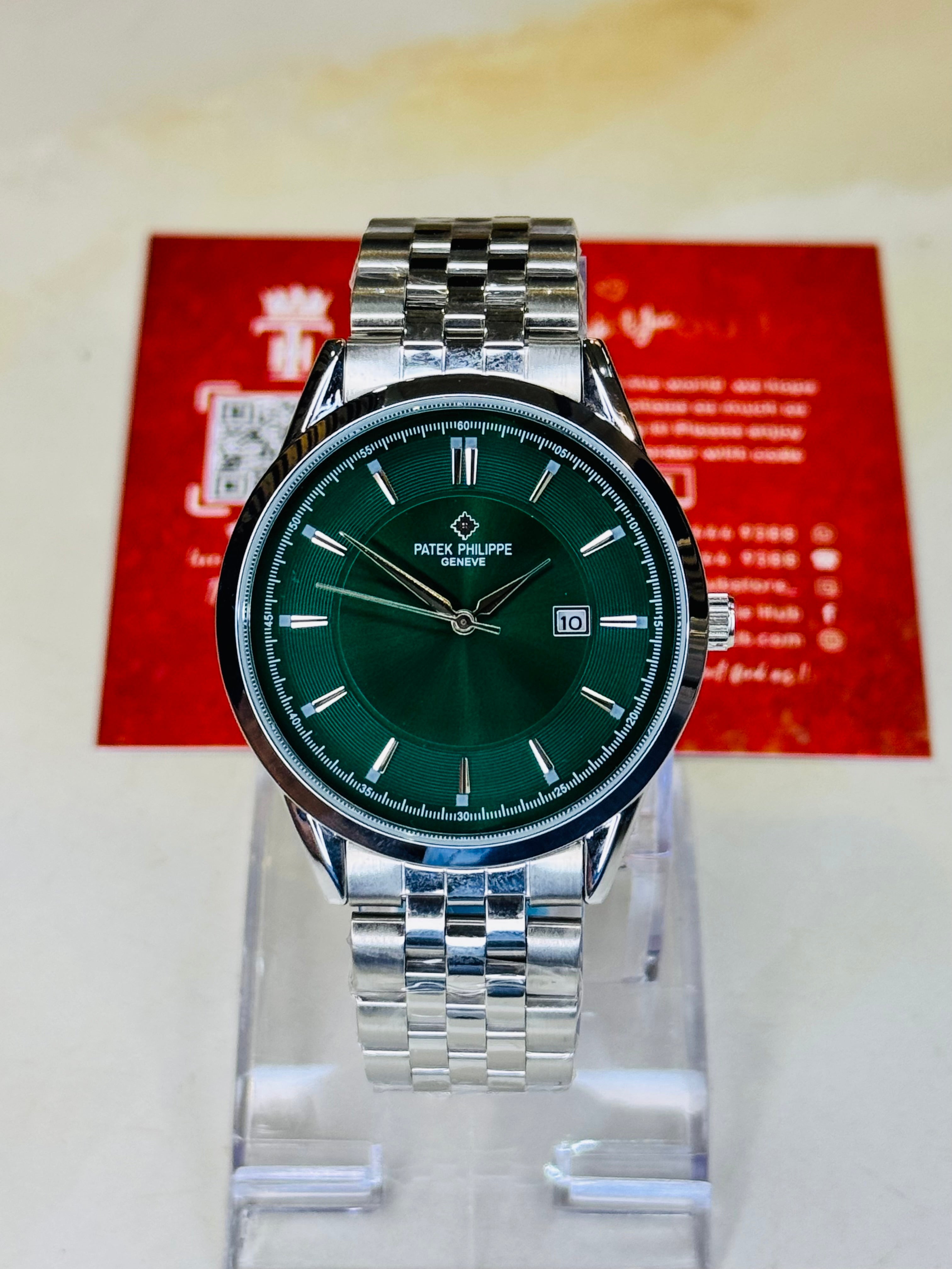Silver Emerald Round Smooth PP Watch
