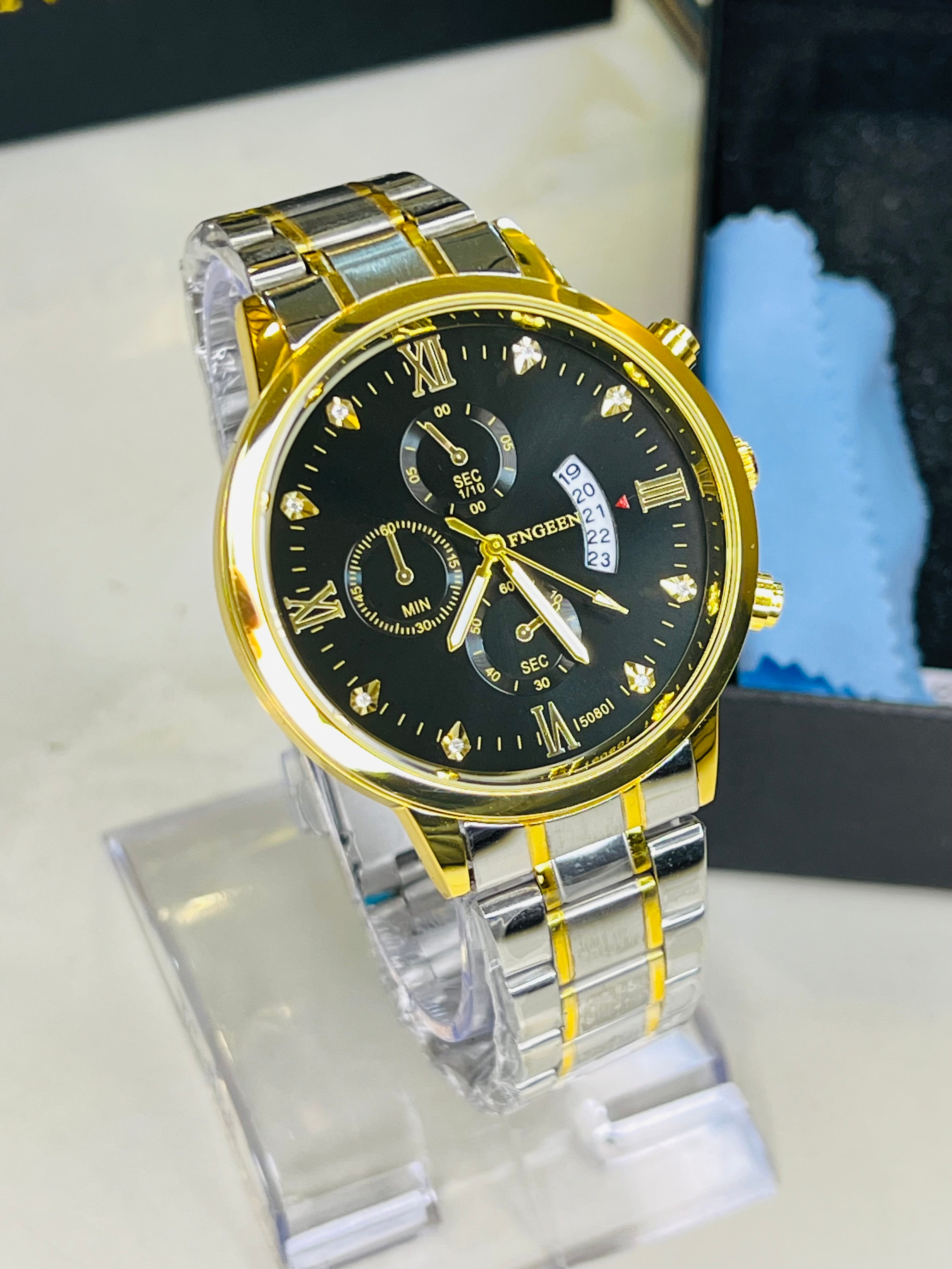 Two Tone Black Dial Fngeen Watch