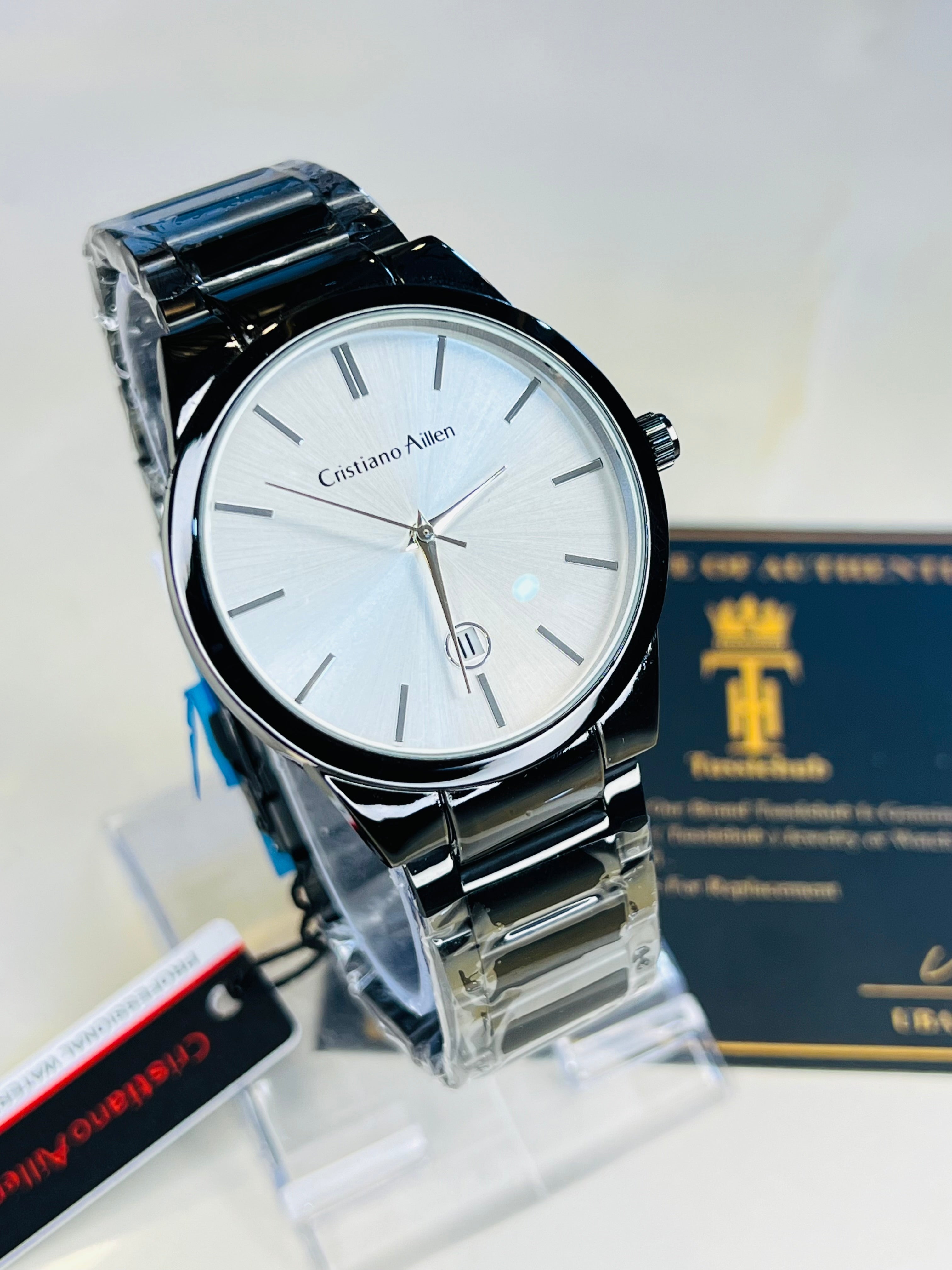 Cristiano Aillen Black Strapped Minimal Watch