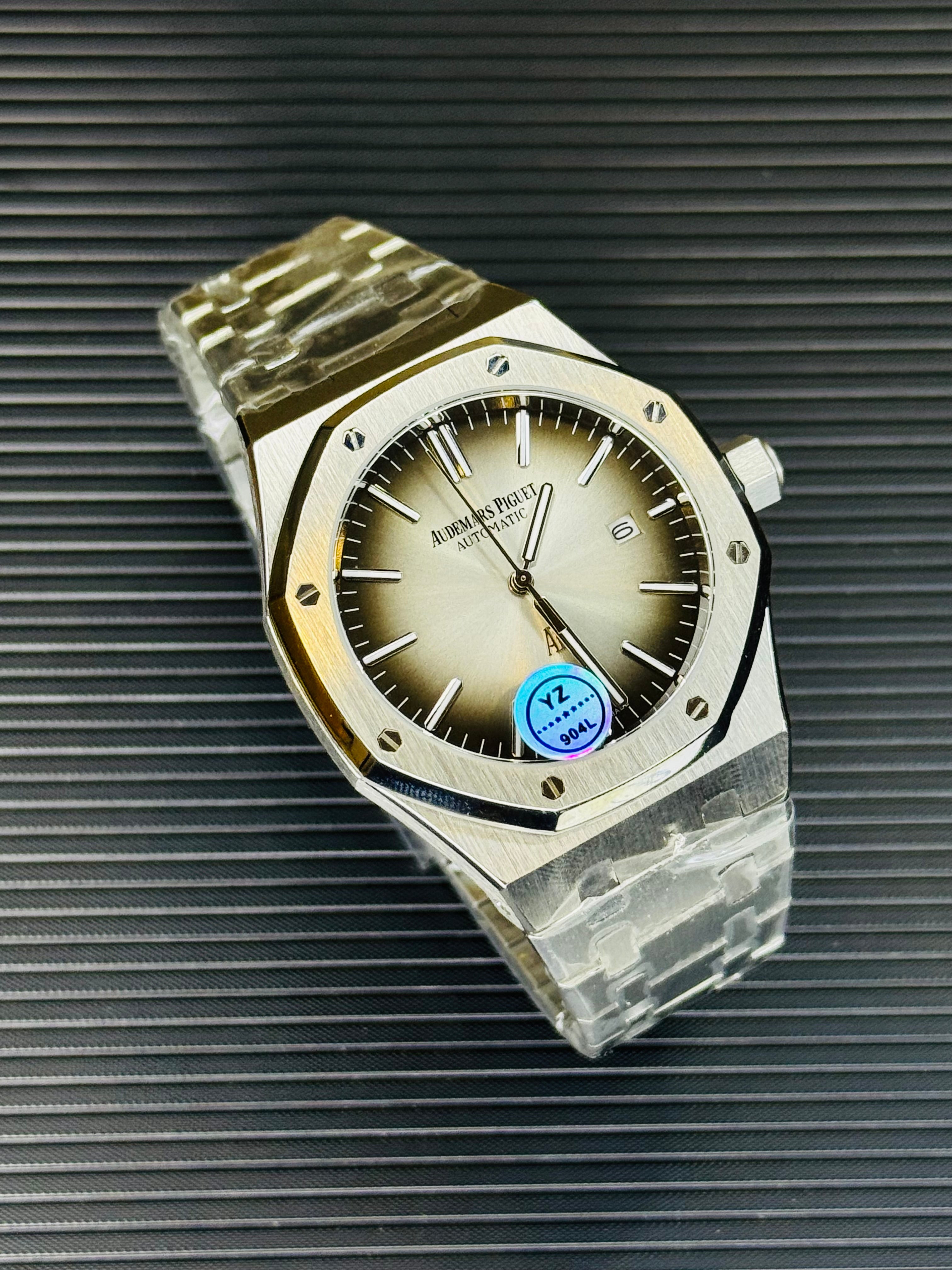 AP Super Clone Silver Smoked Royal Oak Watch