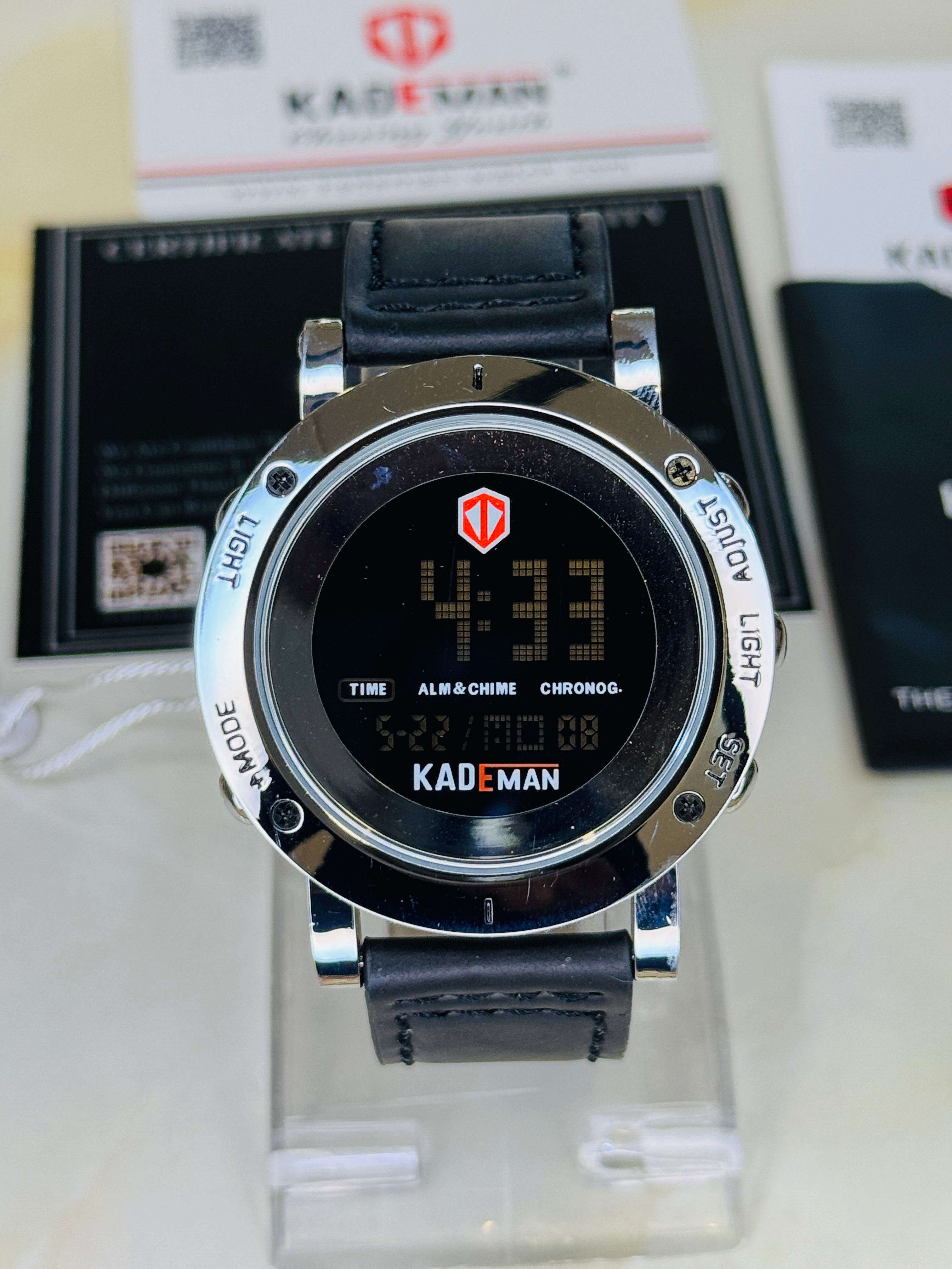 Kademan Black Silver Digital Watch