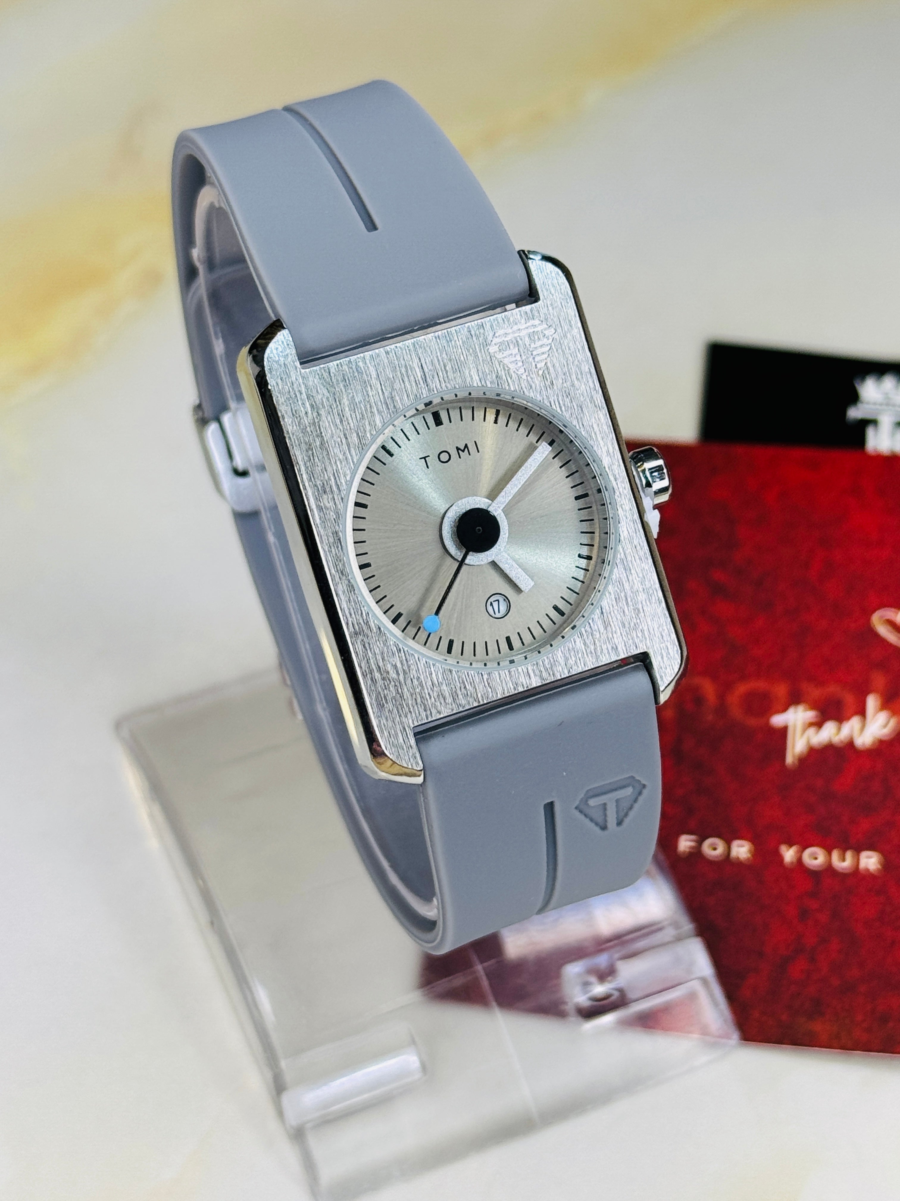 Tomi Ash Grey Tank Magnetic Strap Watch