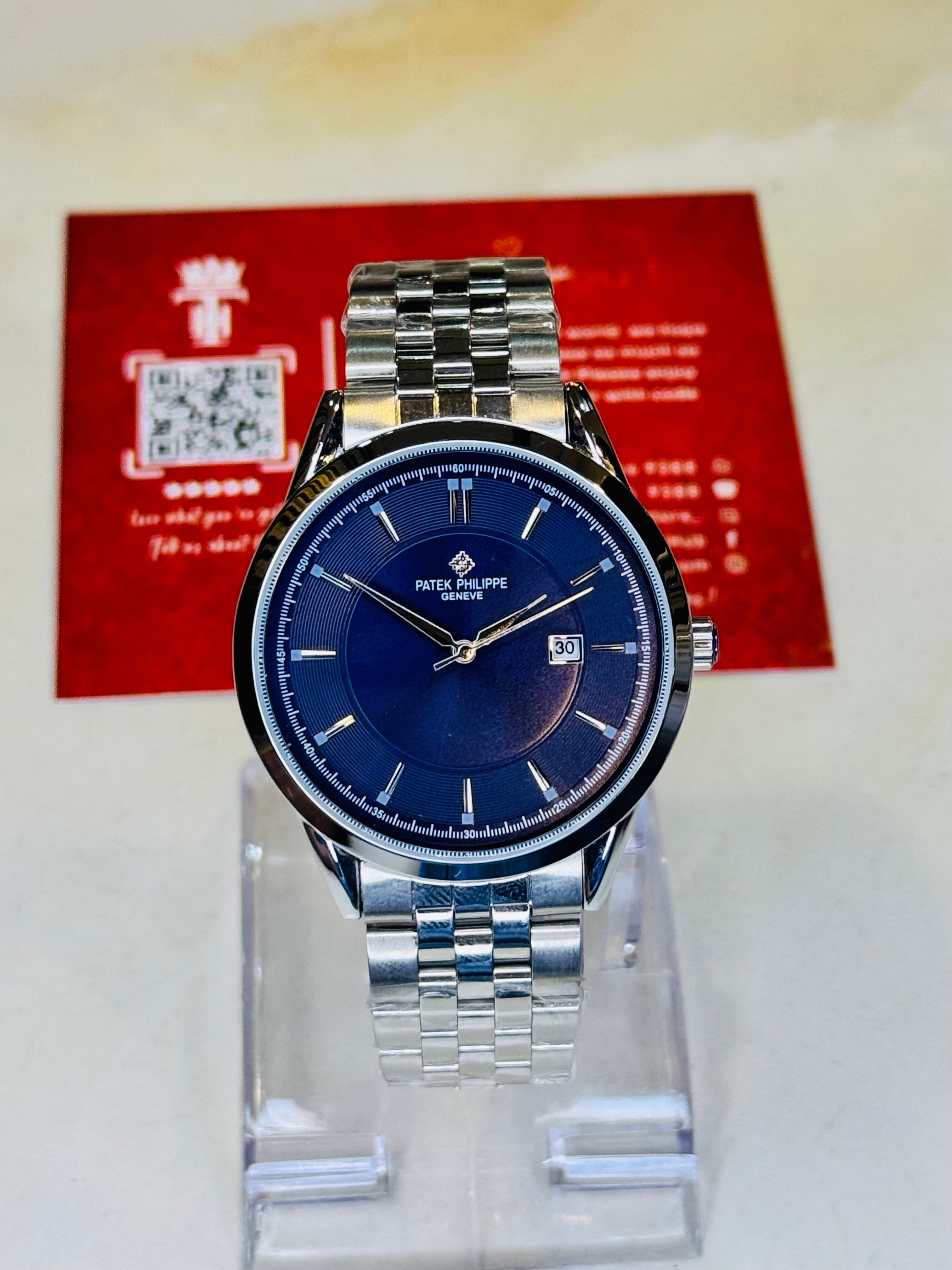 Silver Sapphire Round Smooth PP Watch