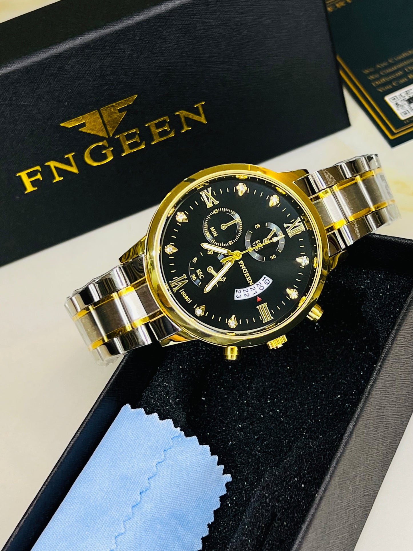 Two Tone Black Dial Fngeen Watch