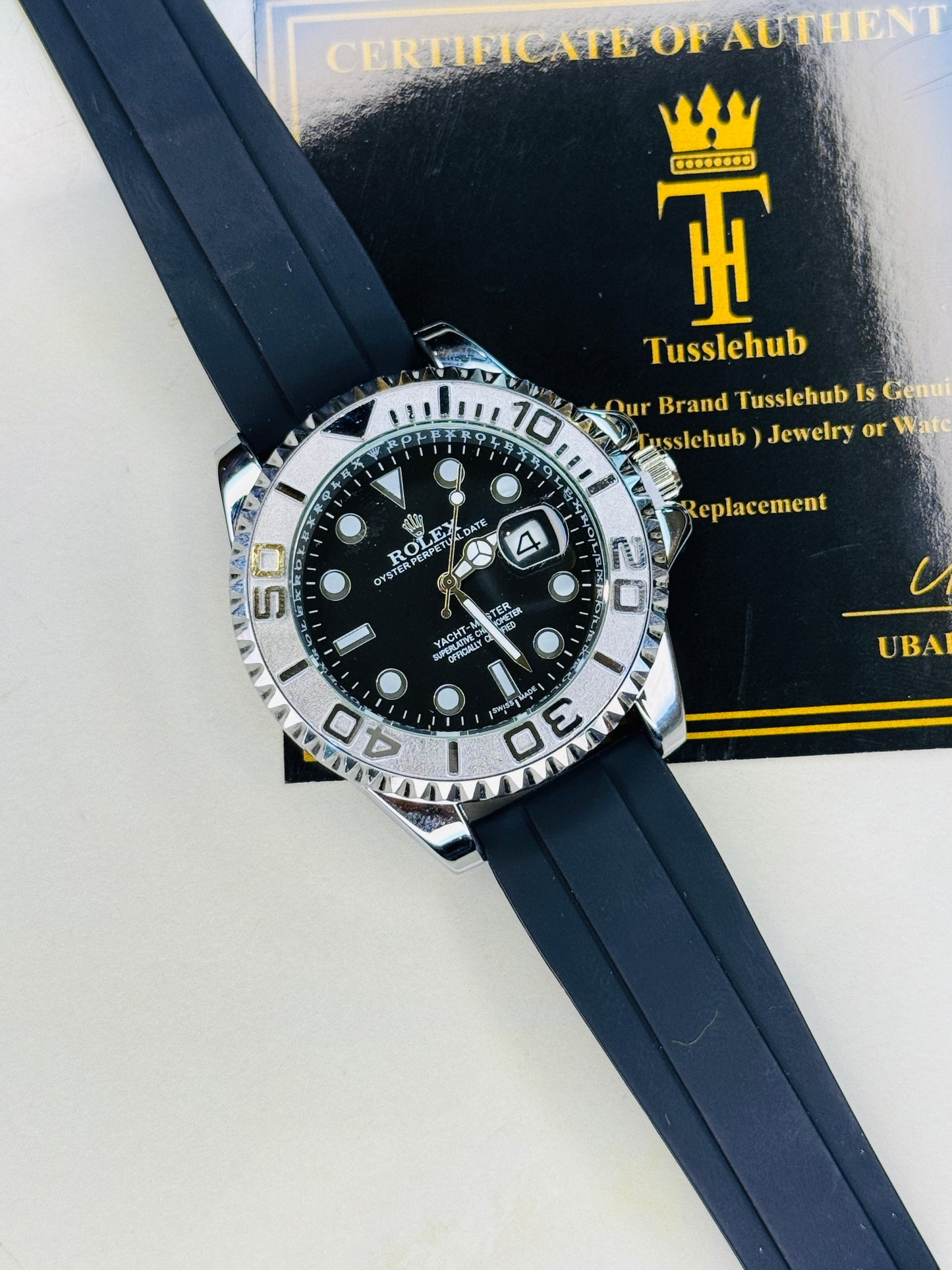 Silver Bezel Black Yatchmaster Watch