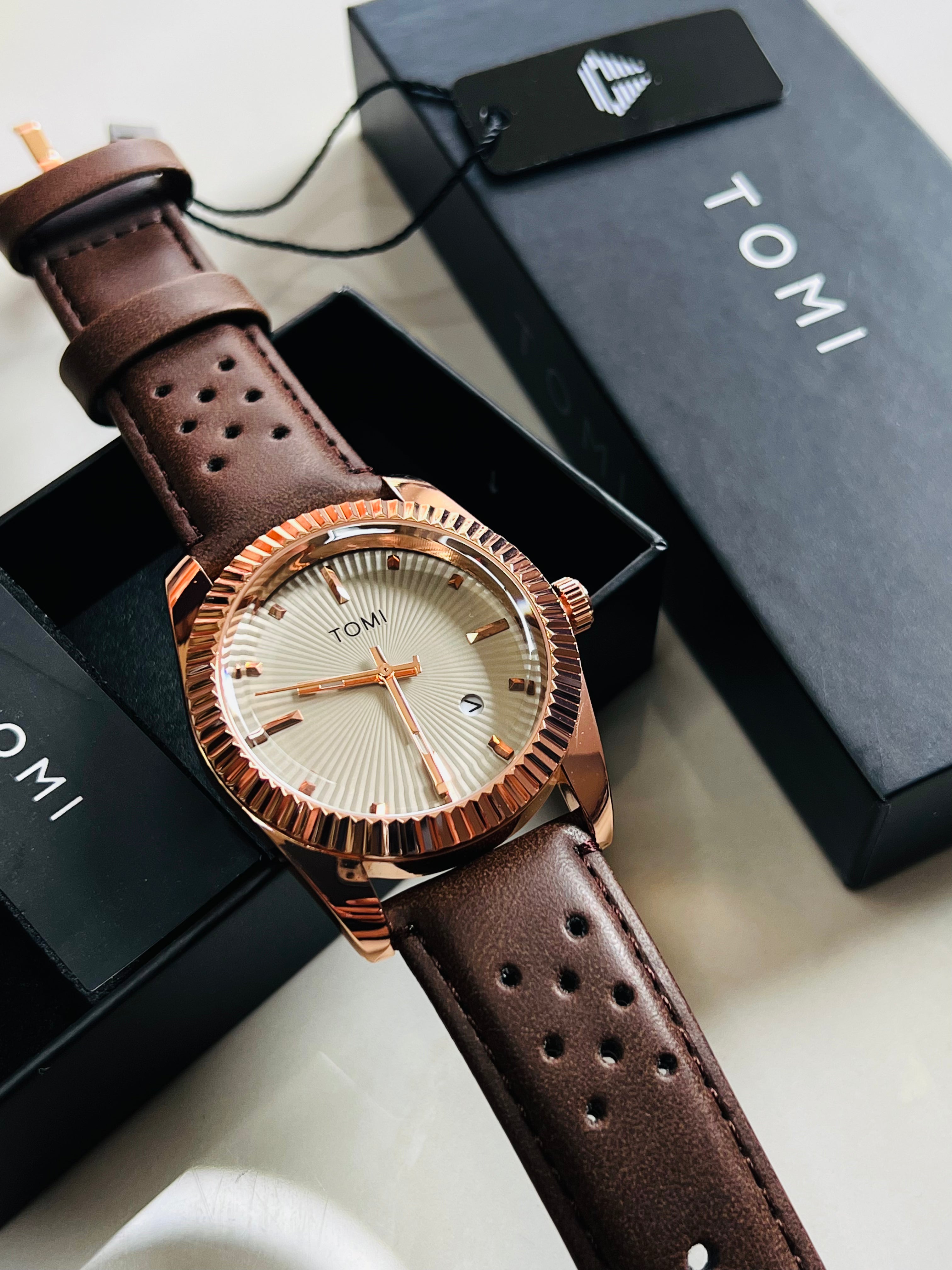 Tomi Brown Gold Jaguar Dial Watch