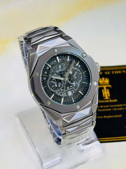 Black Prism Chain Strapped Hologram Dial Hublot Watch