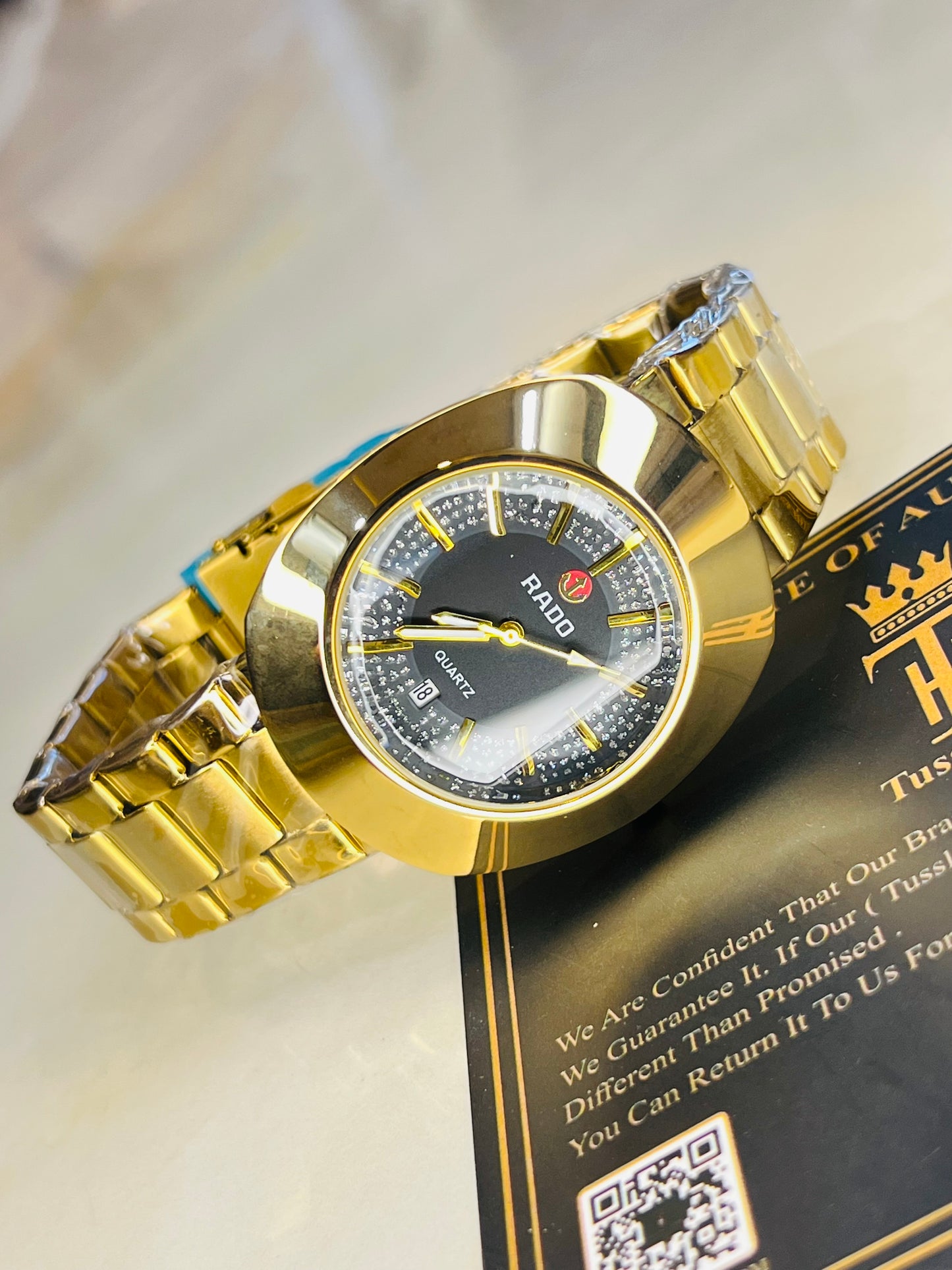 DiaStar Gold Quartz Watch