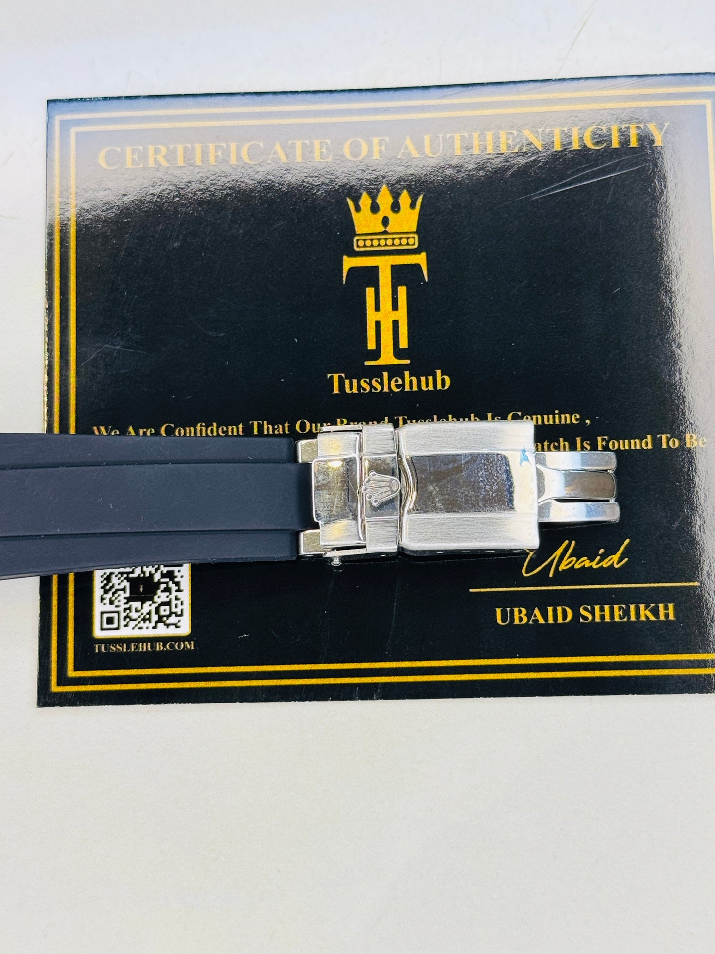 Silver Bezel Black Yatchmaster Watch