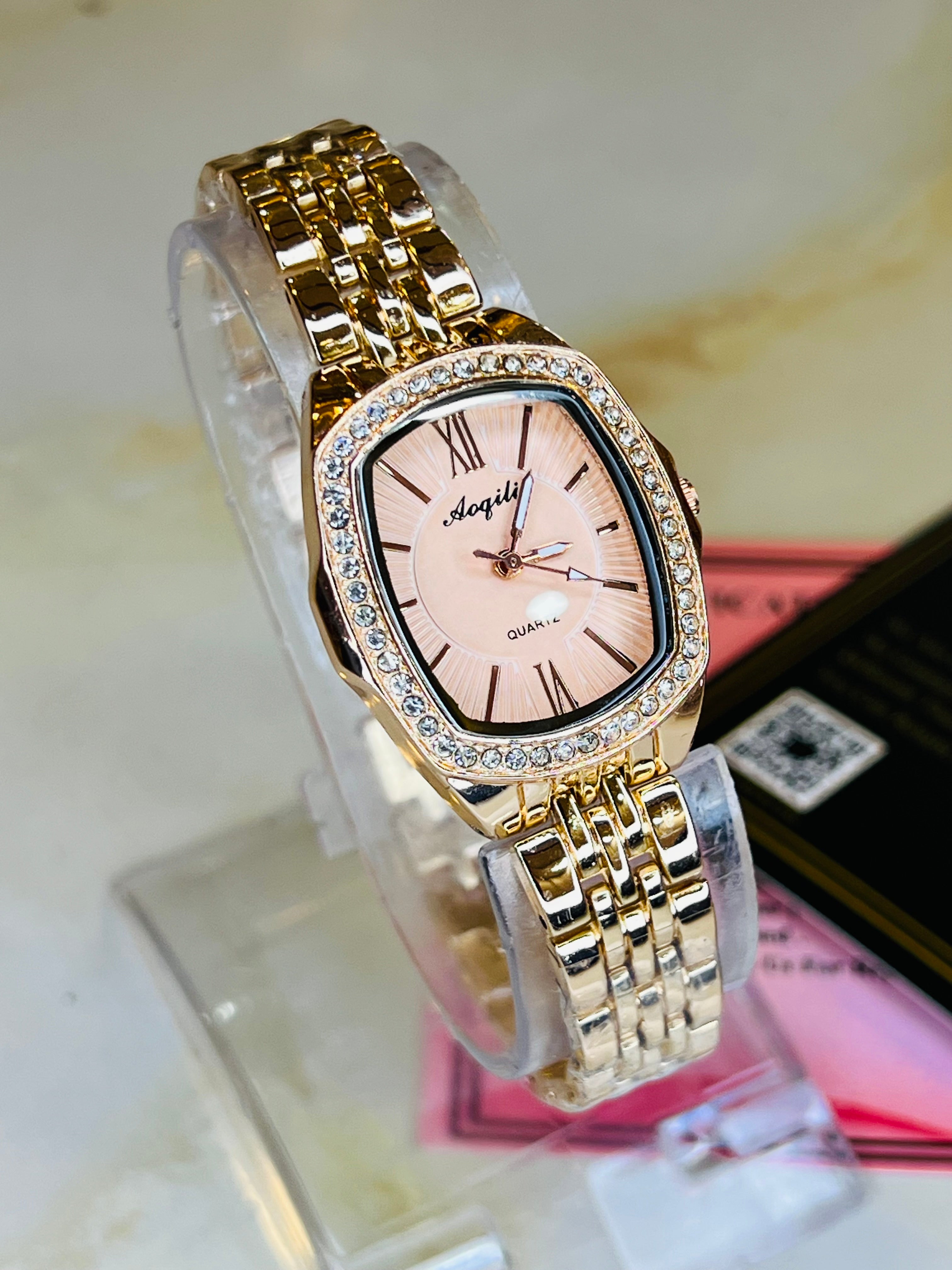 Aoqili Vertical Rose Gold Watch for her