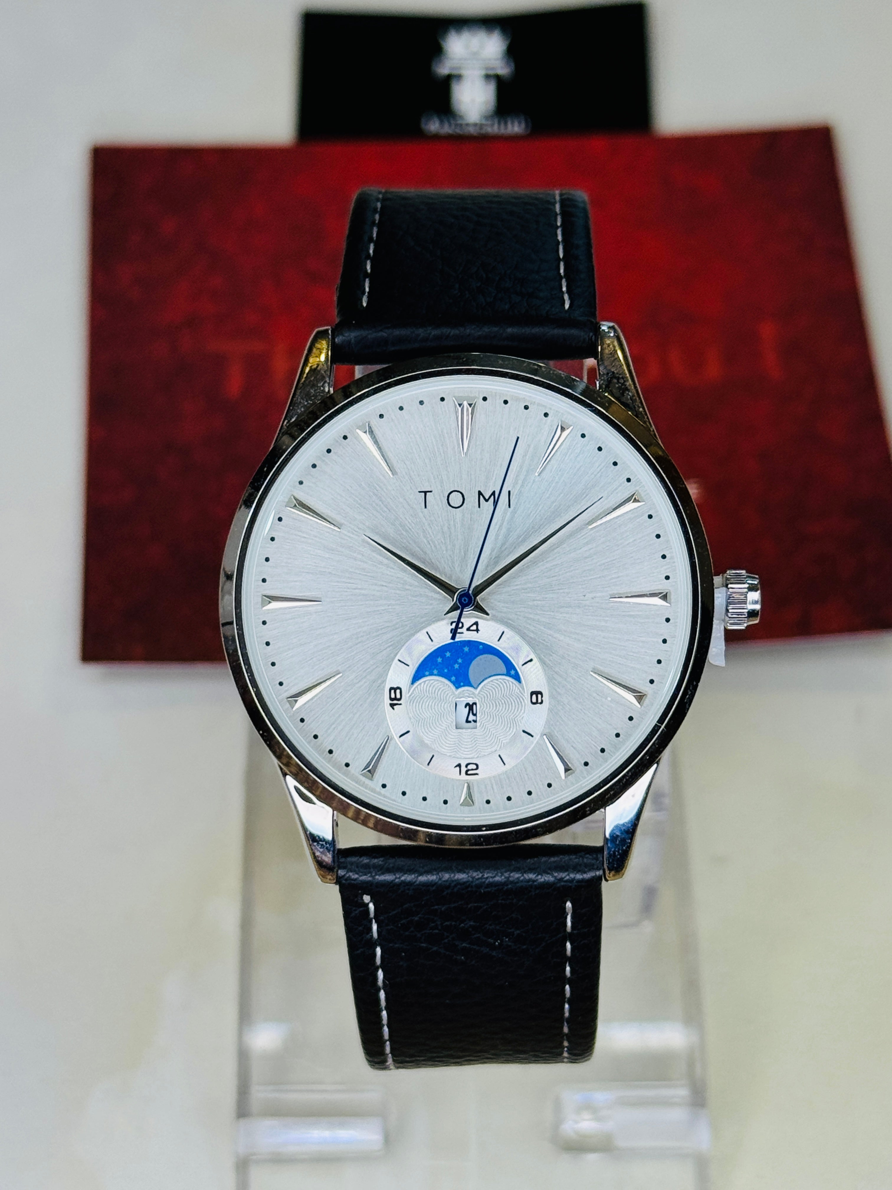 Tomi Leather Magnetic Strap Watch