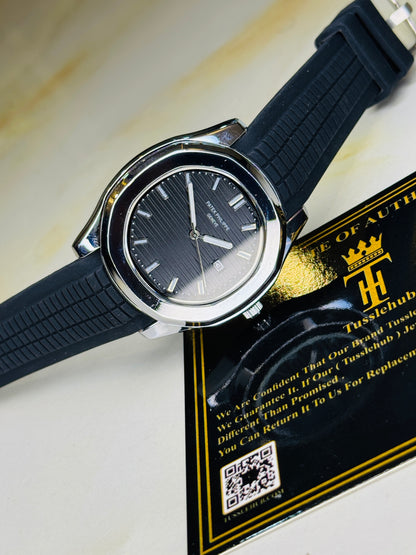 Black Silver Black Aquanaut Watch