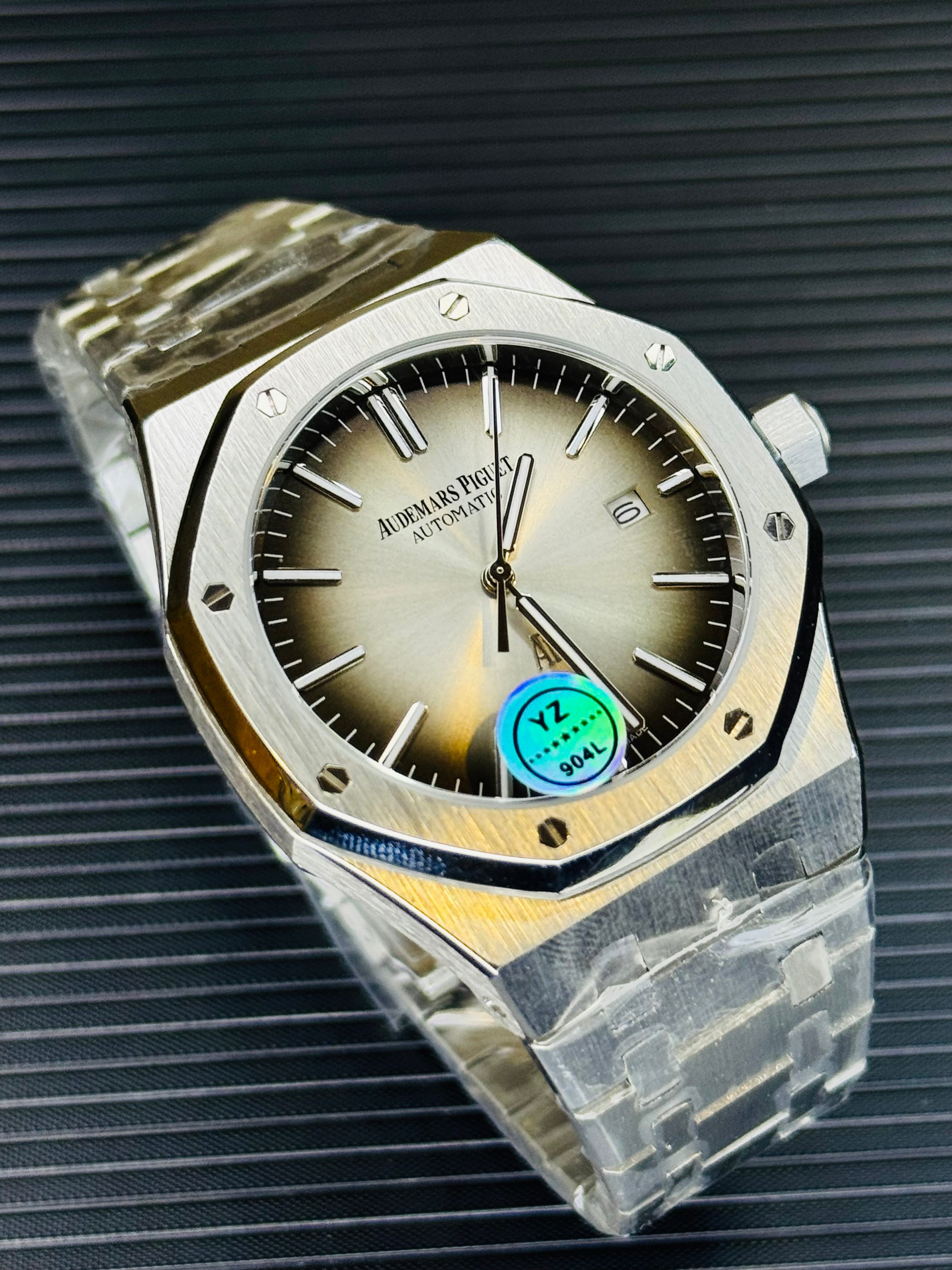 AP Super Clone Silver Smoked Royal Oak Watch