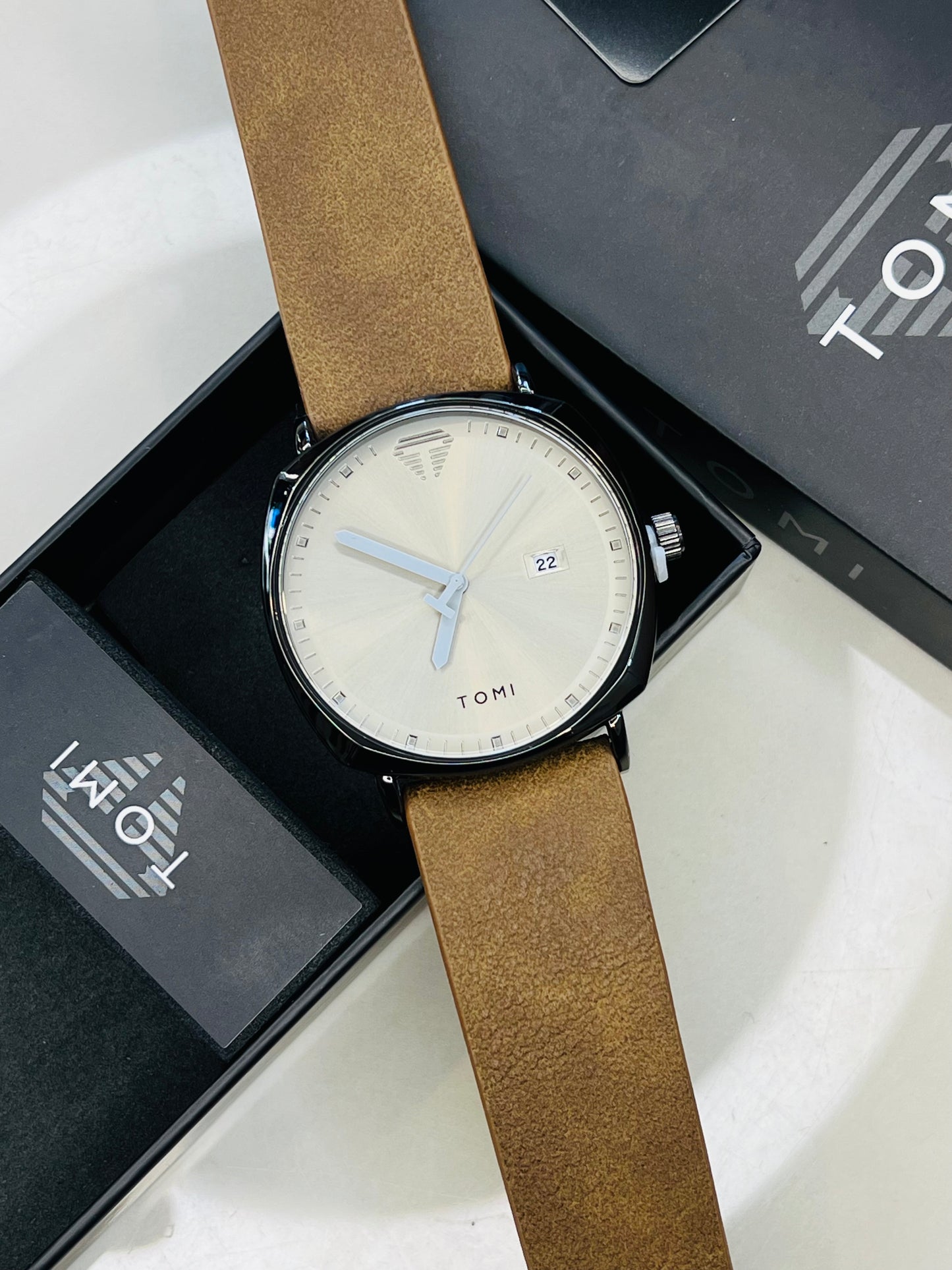 Tomi Brown Black Sleek Dial Watch