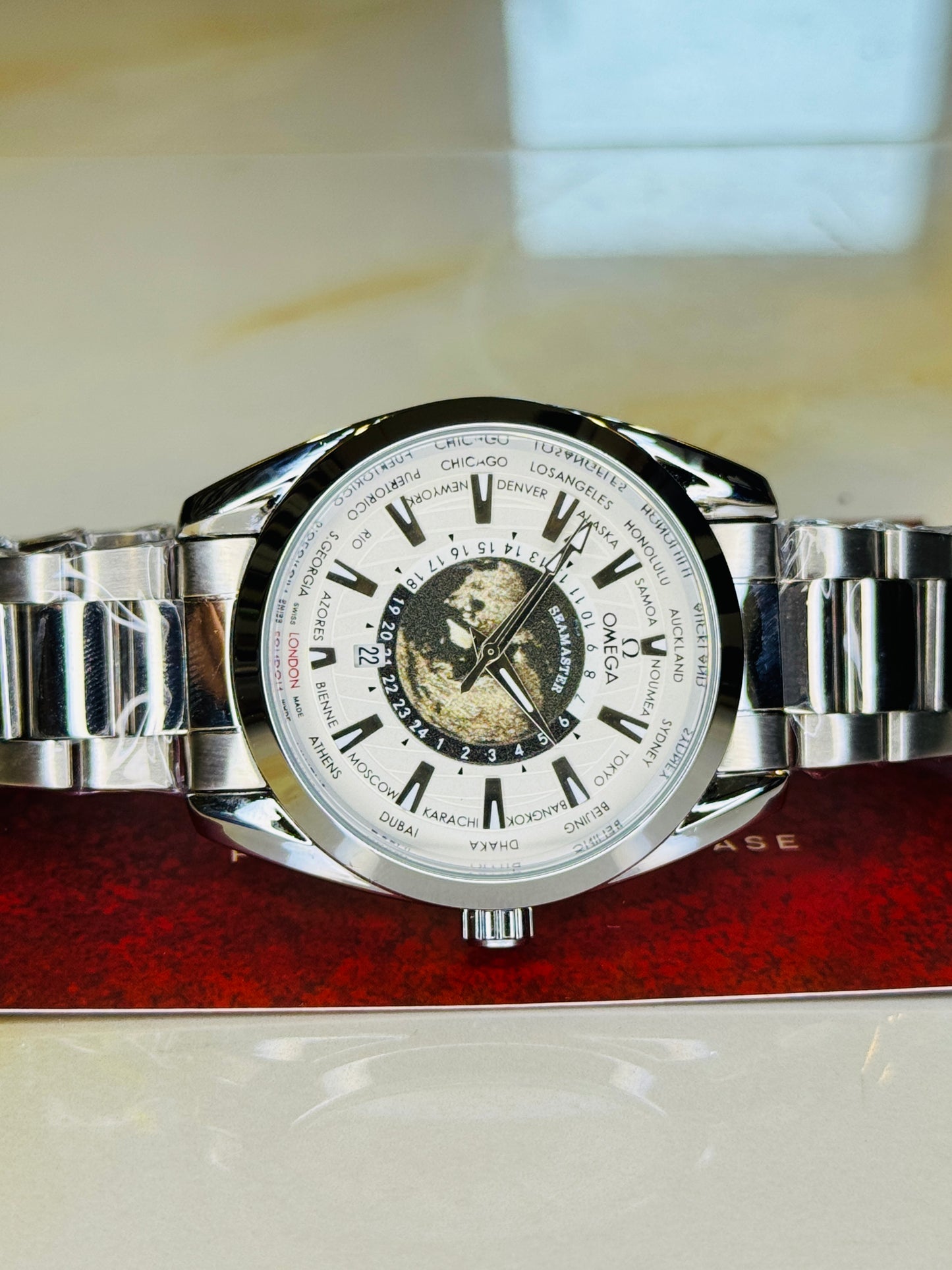 Silver White Earth Face Aqua Terra Watch