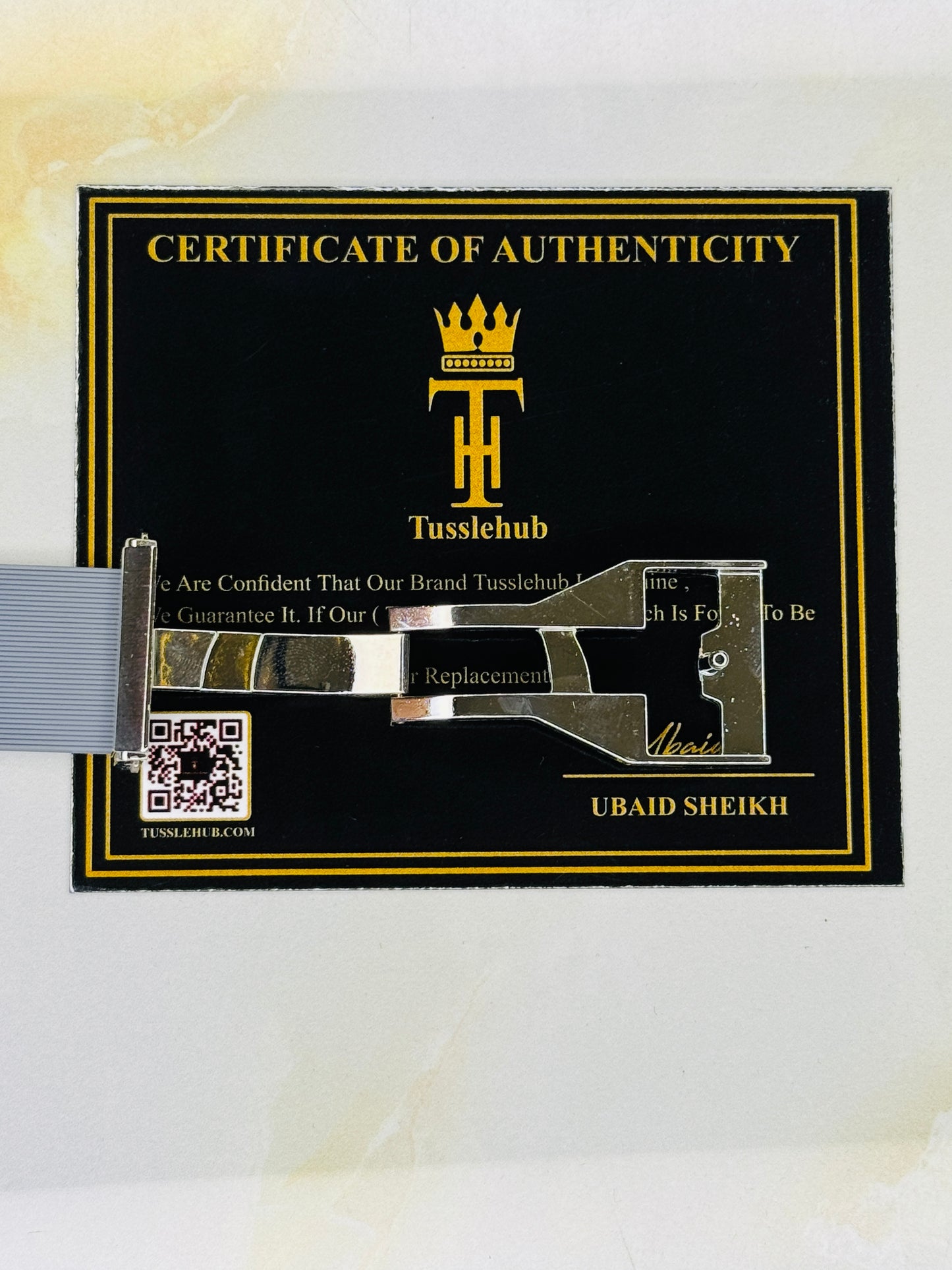 Minimal Ash Grey Hologram Leather Branded Watch