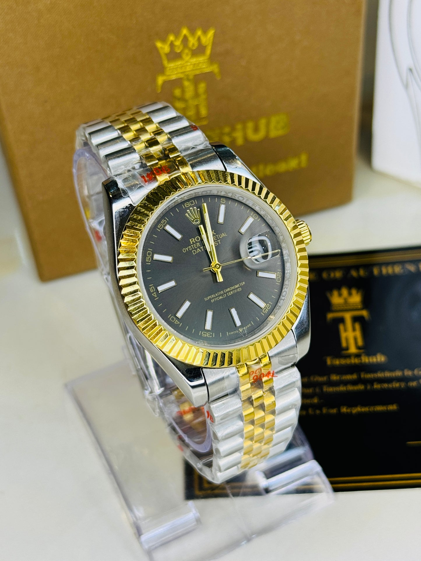 Jubilee Date Just Two Tone Vertical Fluted Bezel Metallic Dial Quartz Watch