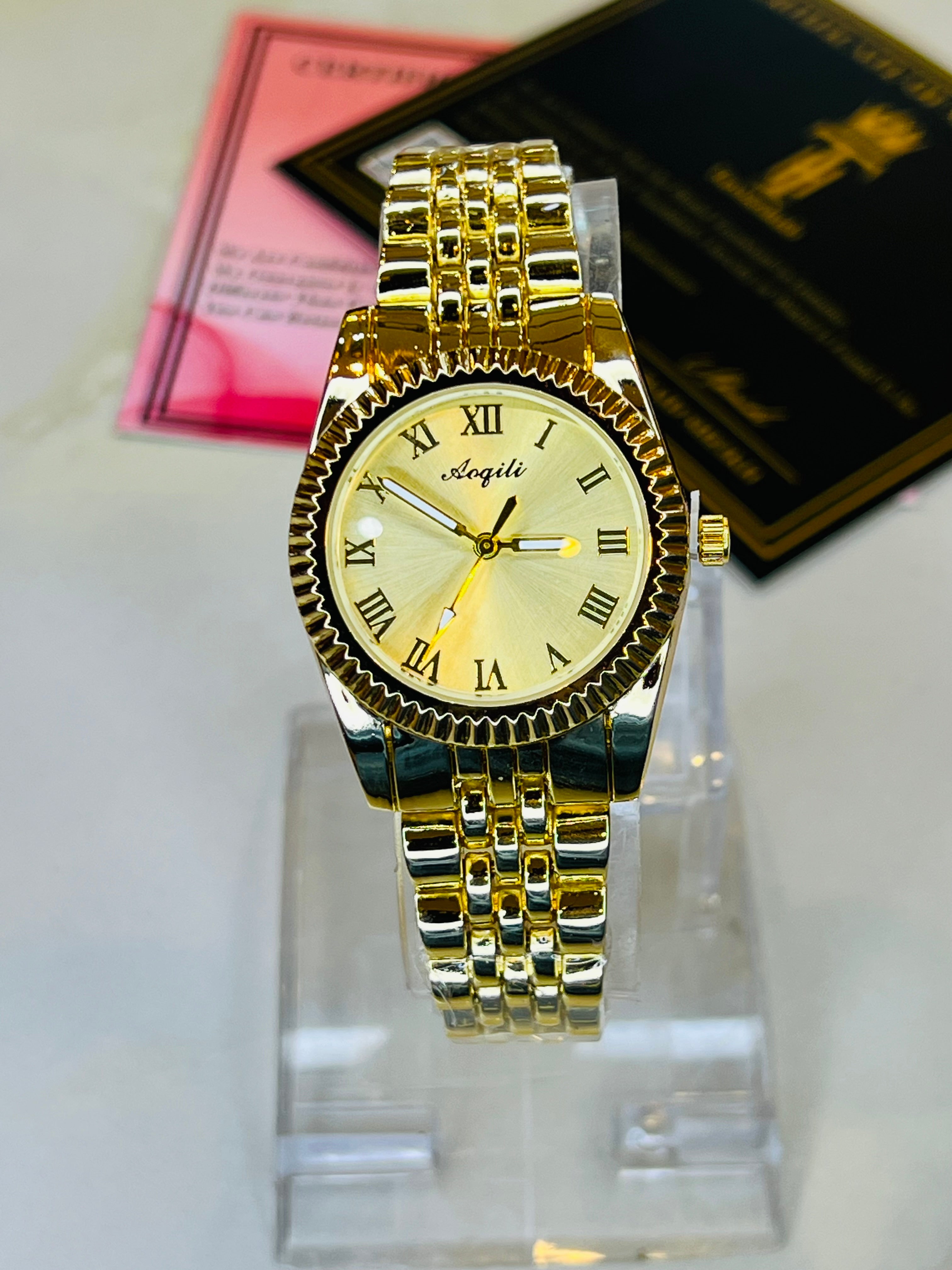 All Gold Aoqili Roman Flutted Watch for her