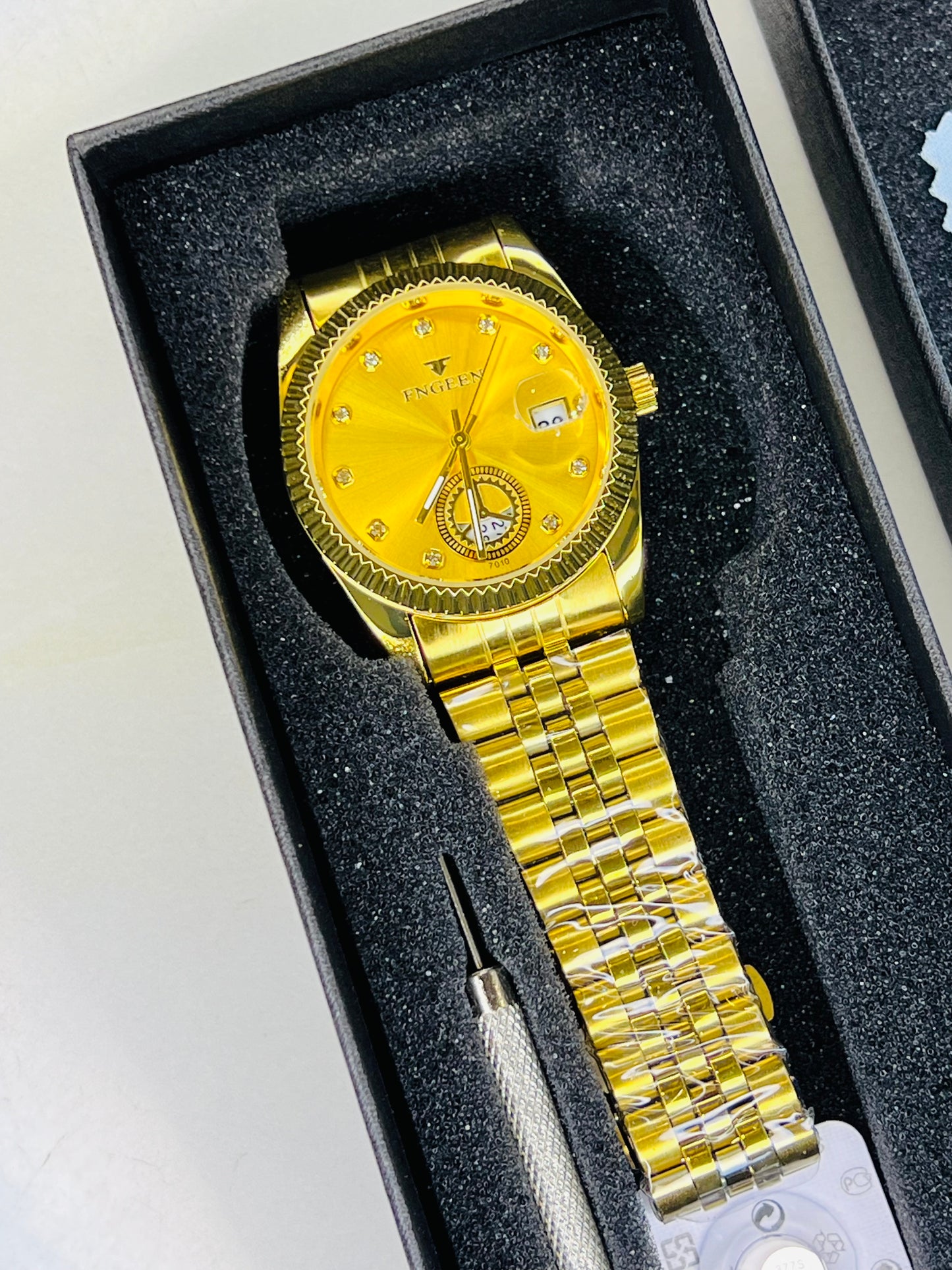 Fngeen Gold Watch For Her