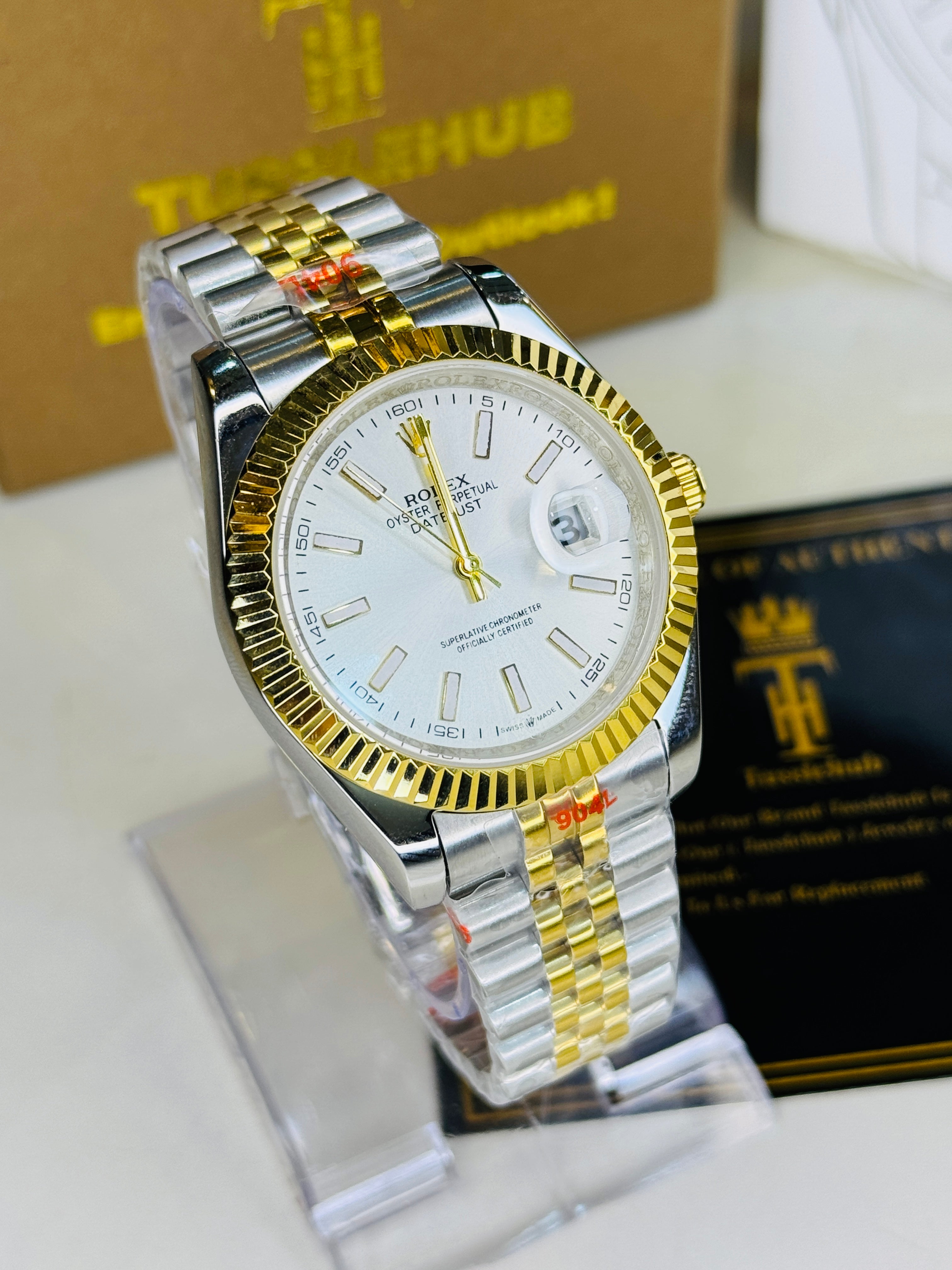 Jubilee Date Just Two Tone Vertical Fluted White Dial Quartz Watch