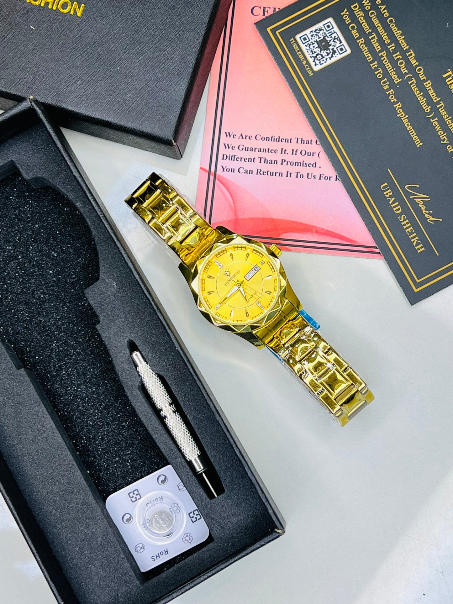 Gold Binbond Day Date Watch For Her