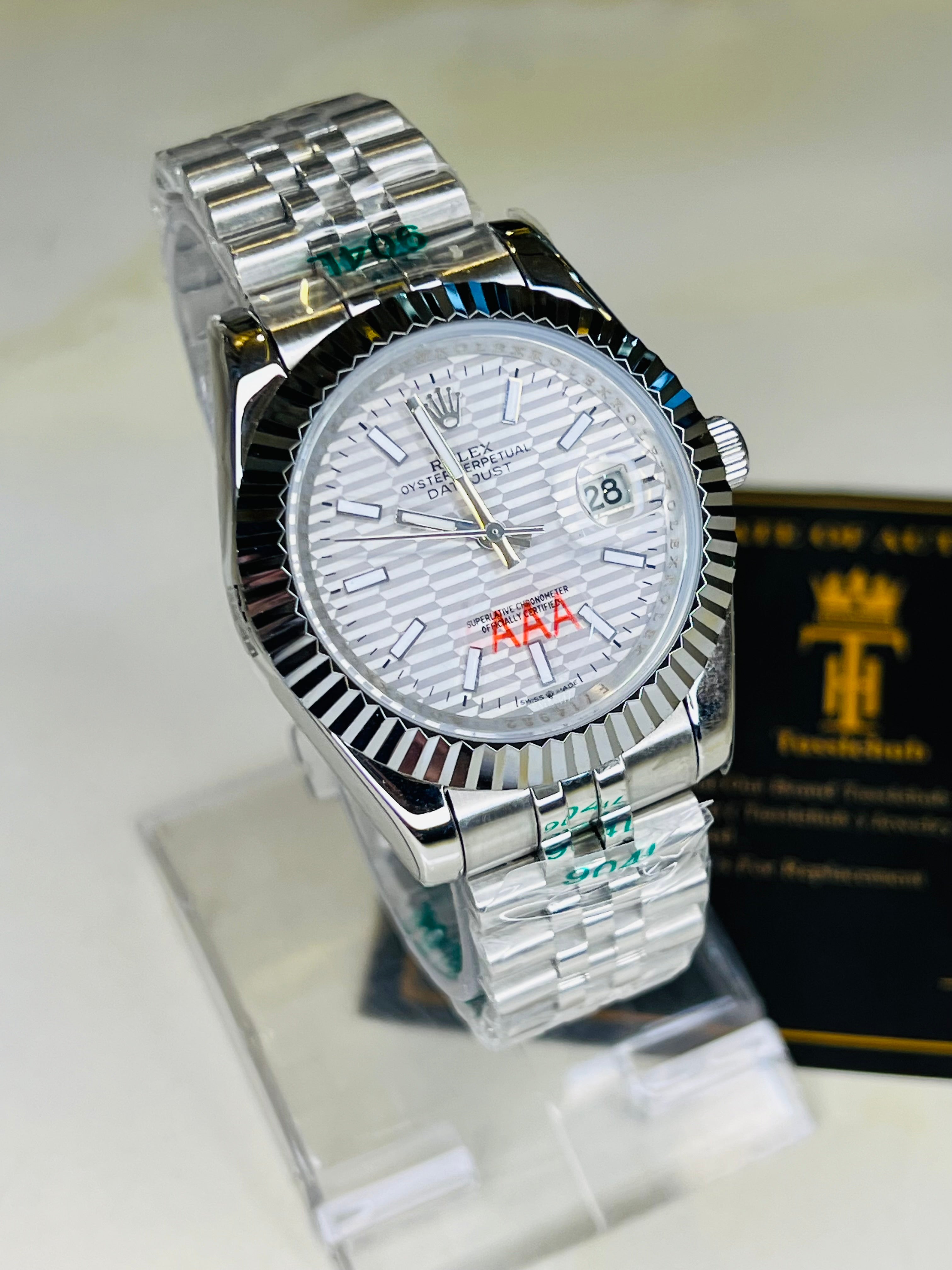 Jubilee Date Just Silver Fluted Bezel White Dial Quartz Watch