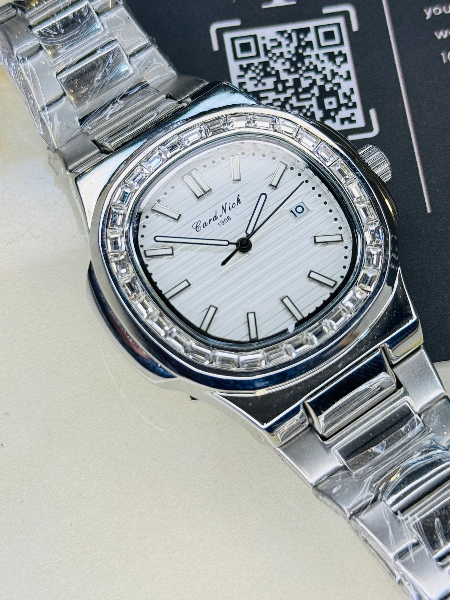 Card Nick Nautilus Silver White Gem Stone Watch