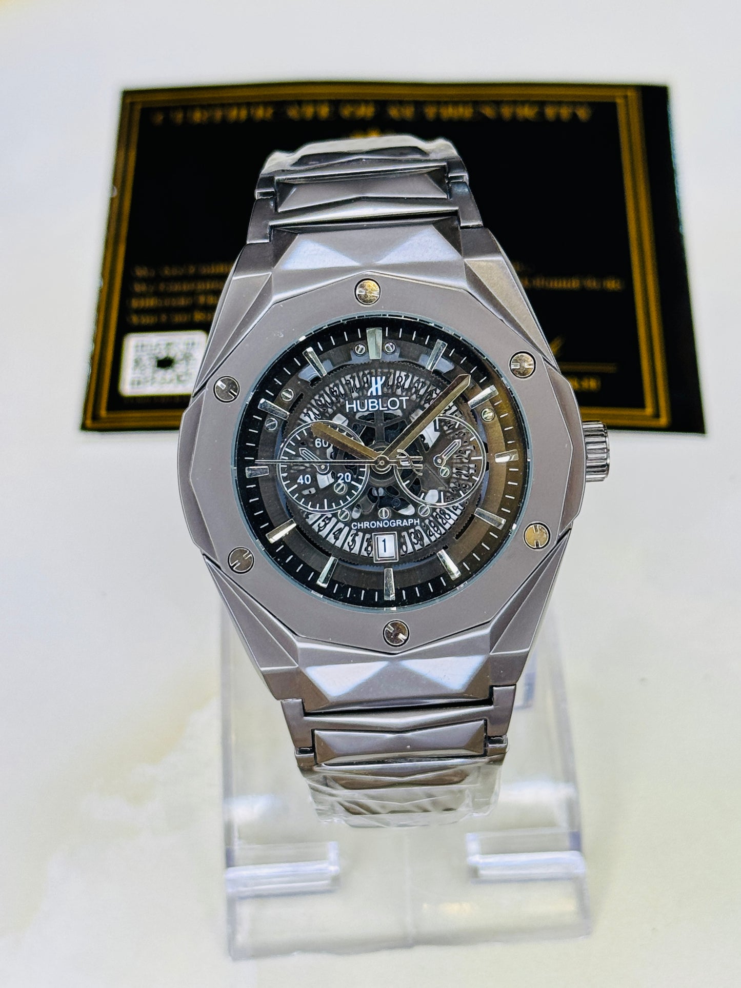 Black Prism Chain Strapped Hologram Dial Hublot Watch