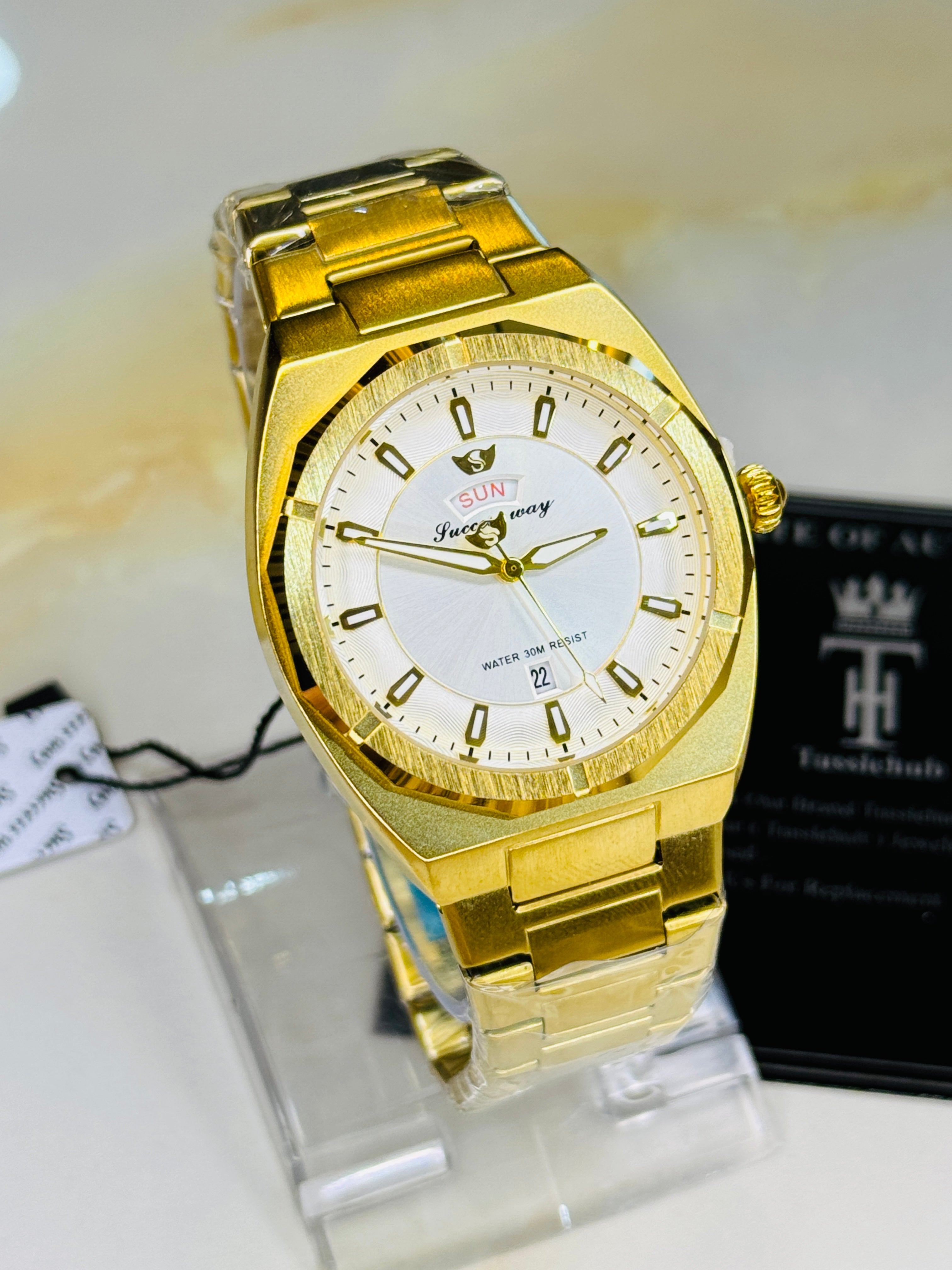 Gold White Success Way Watch