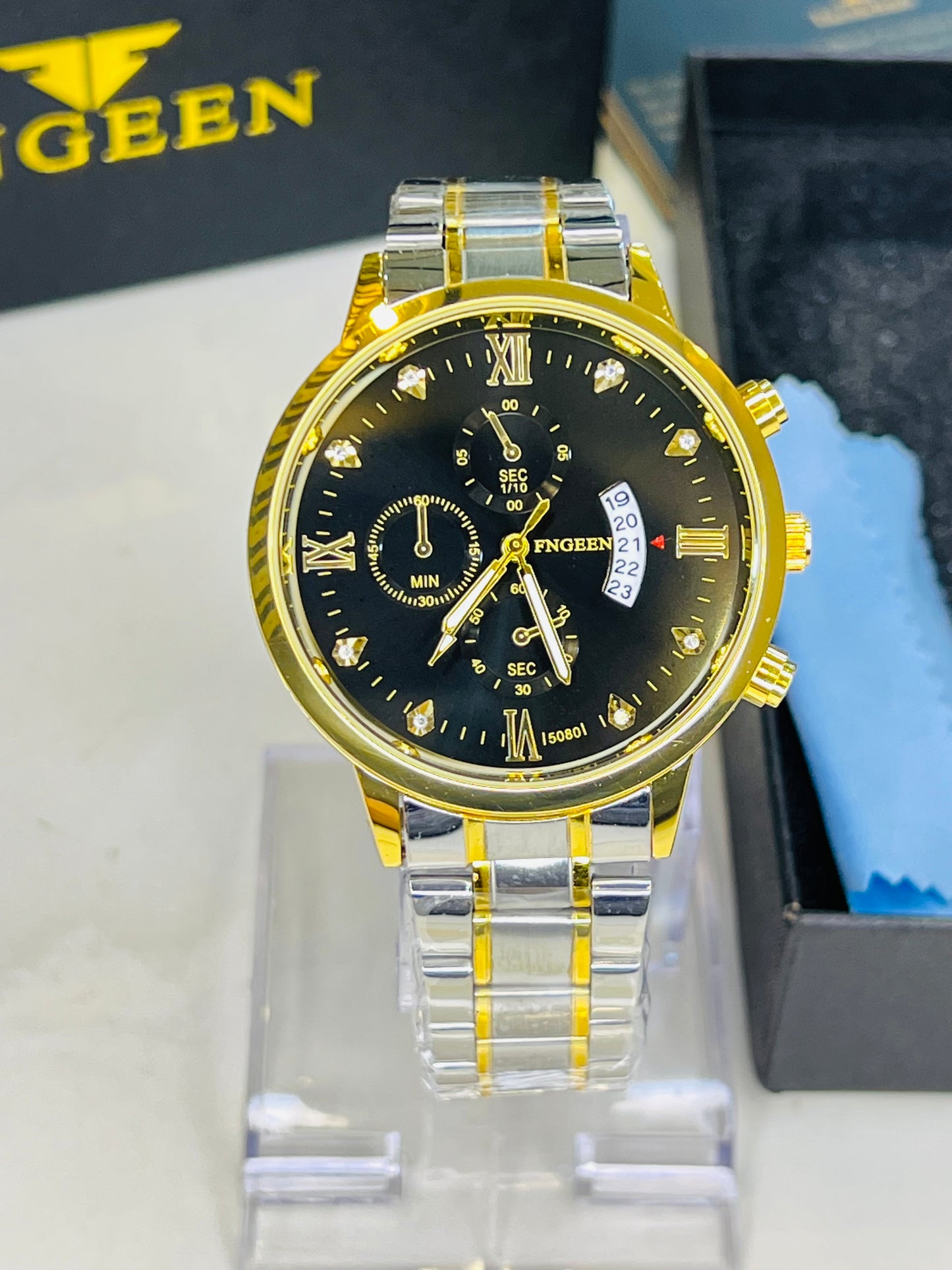 Two Tone Black Dial Fngeen Watch