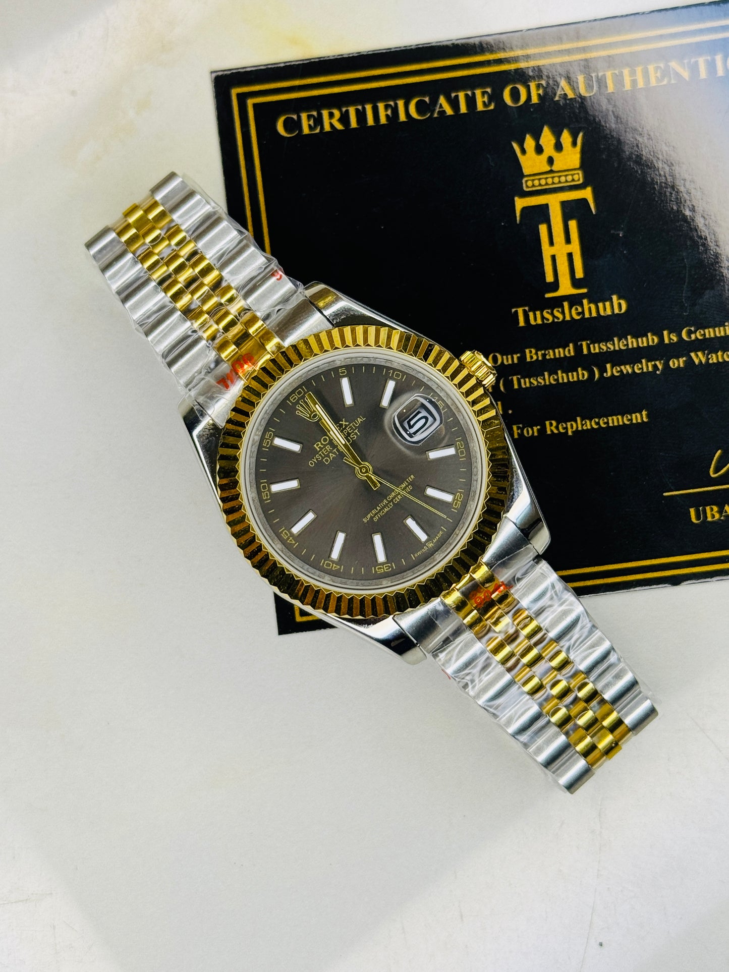 Jubilee Date Just Two Tone Vertical Fluted Bezel Metallic Dial Quartz Watch
