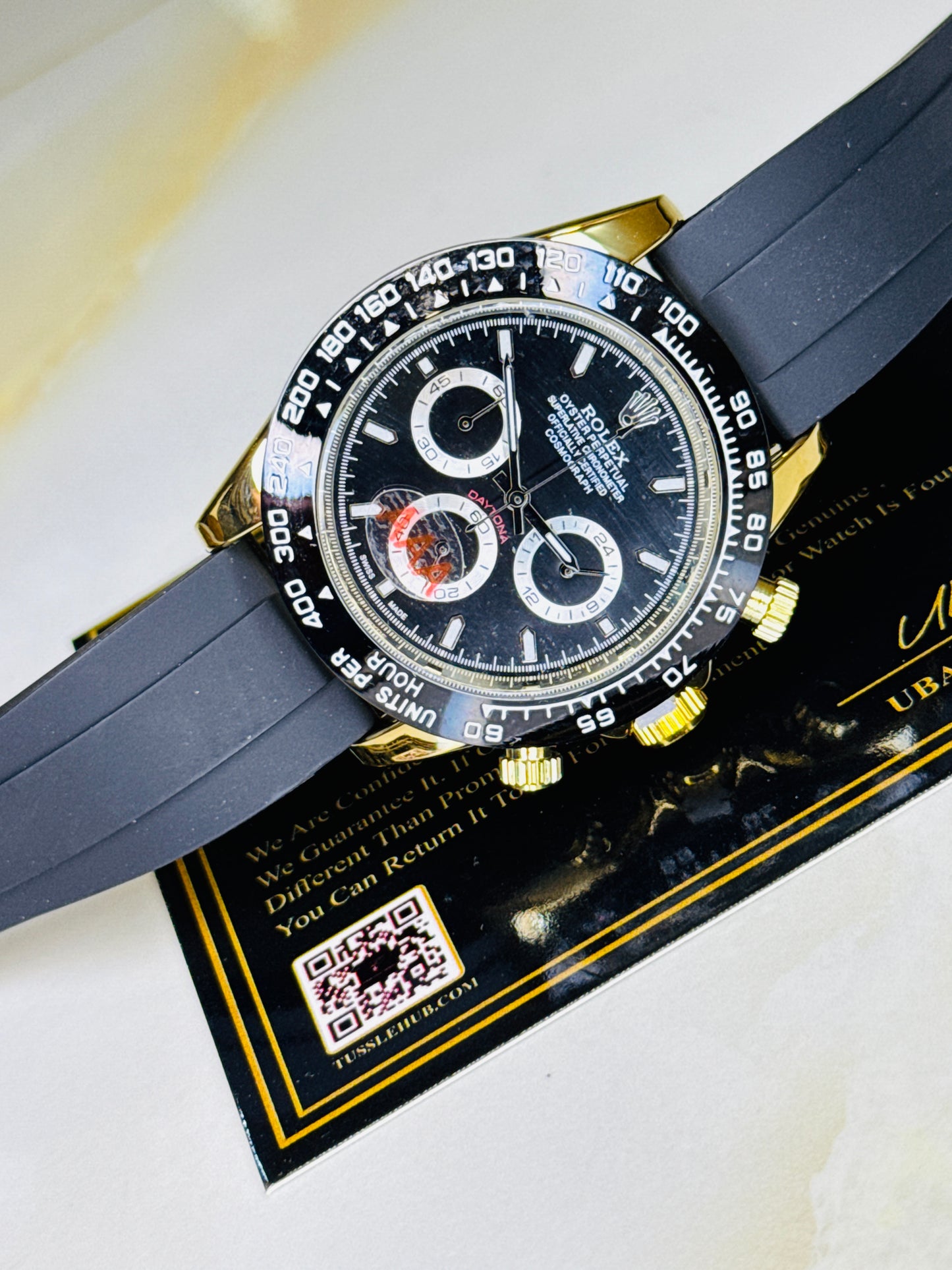 Gold Black Dial Daytona Chronographs Dial Watch