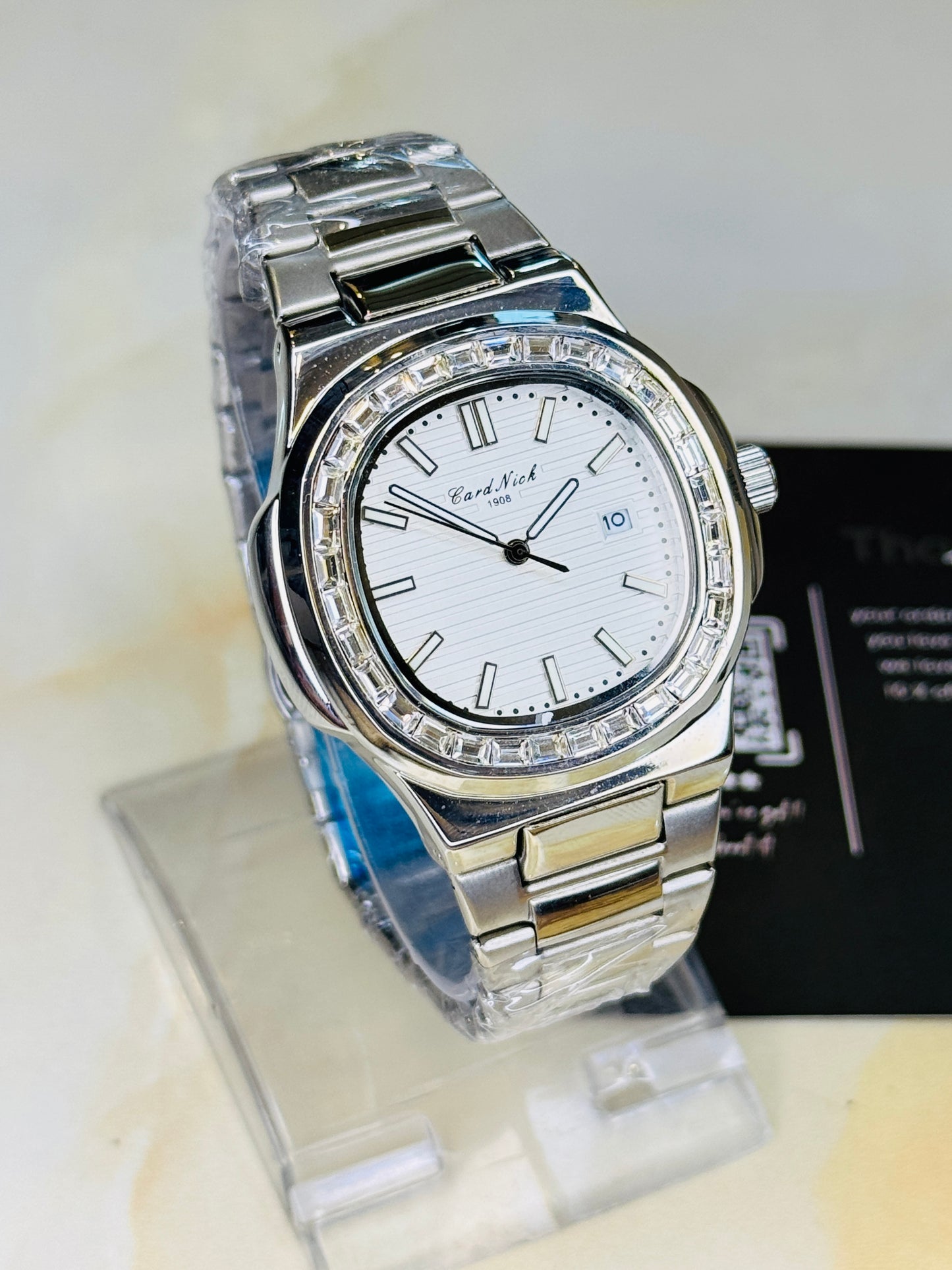 Card Nick Nautilus Silver White Gem Stone Watch