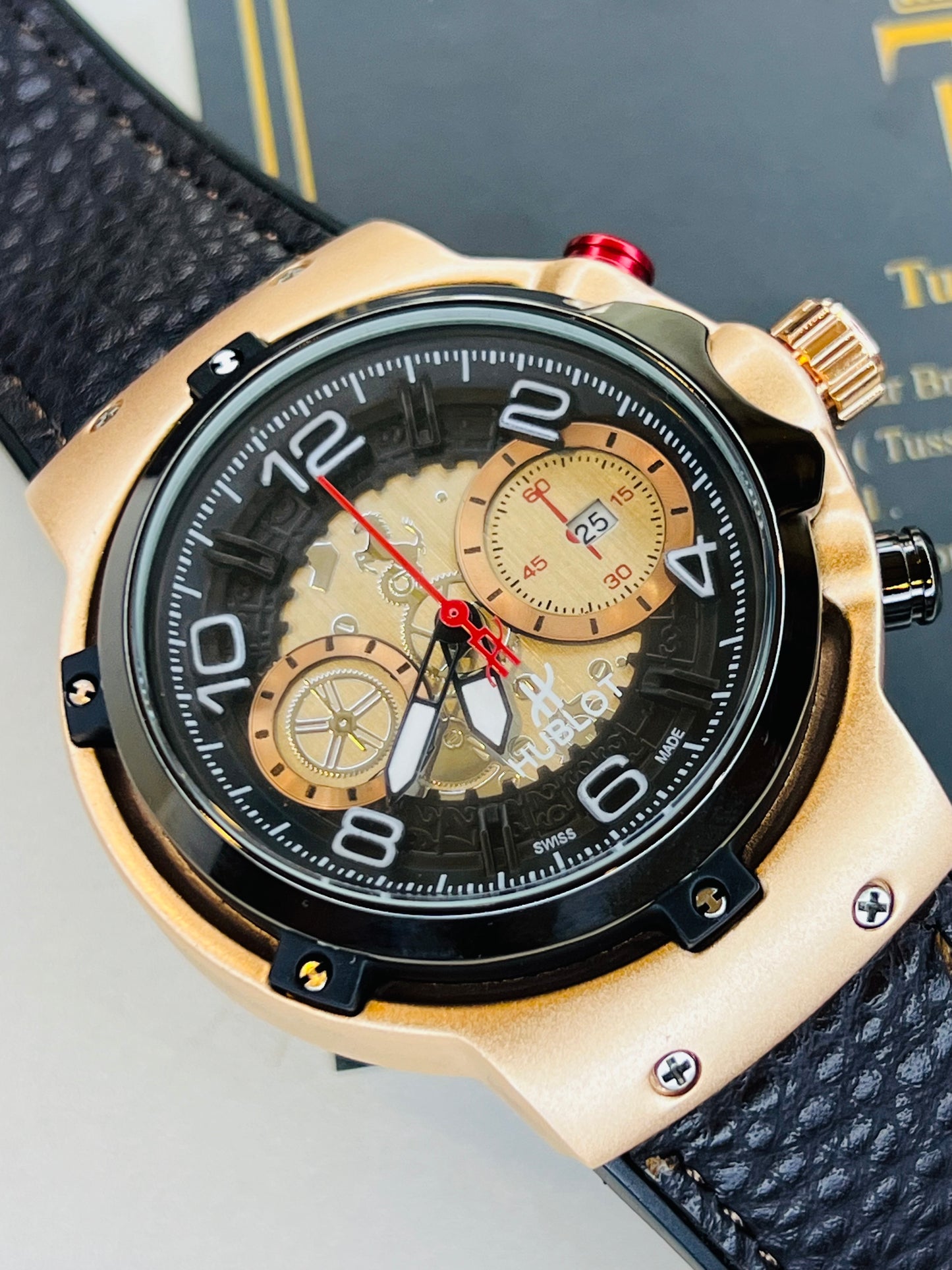 Leather Round Gold Black HB Watch