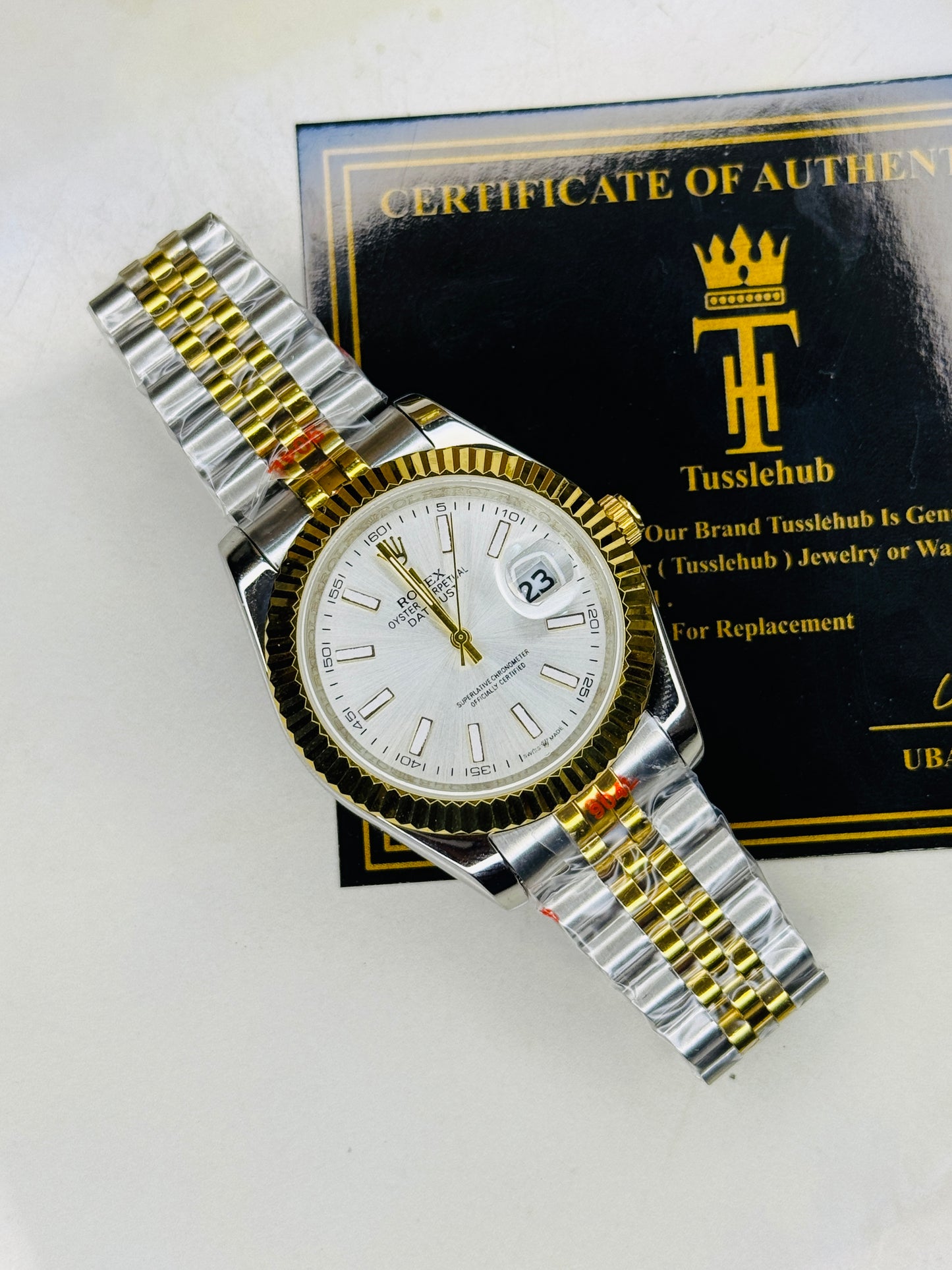 Jubilee Date Just Two Tone Vertical Fluted White Dial Quartz Watch