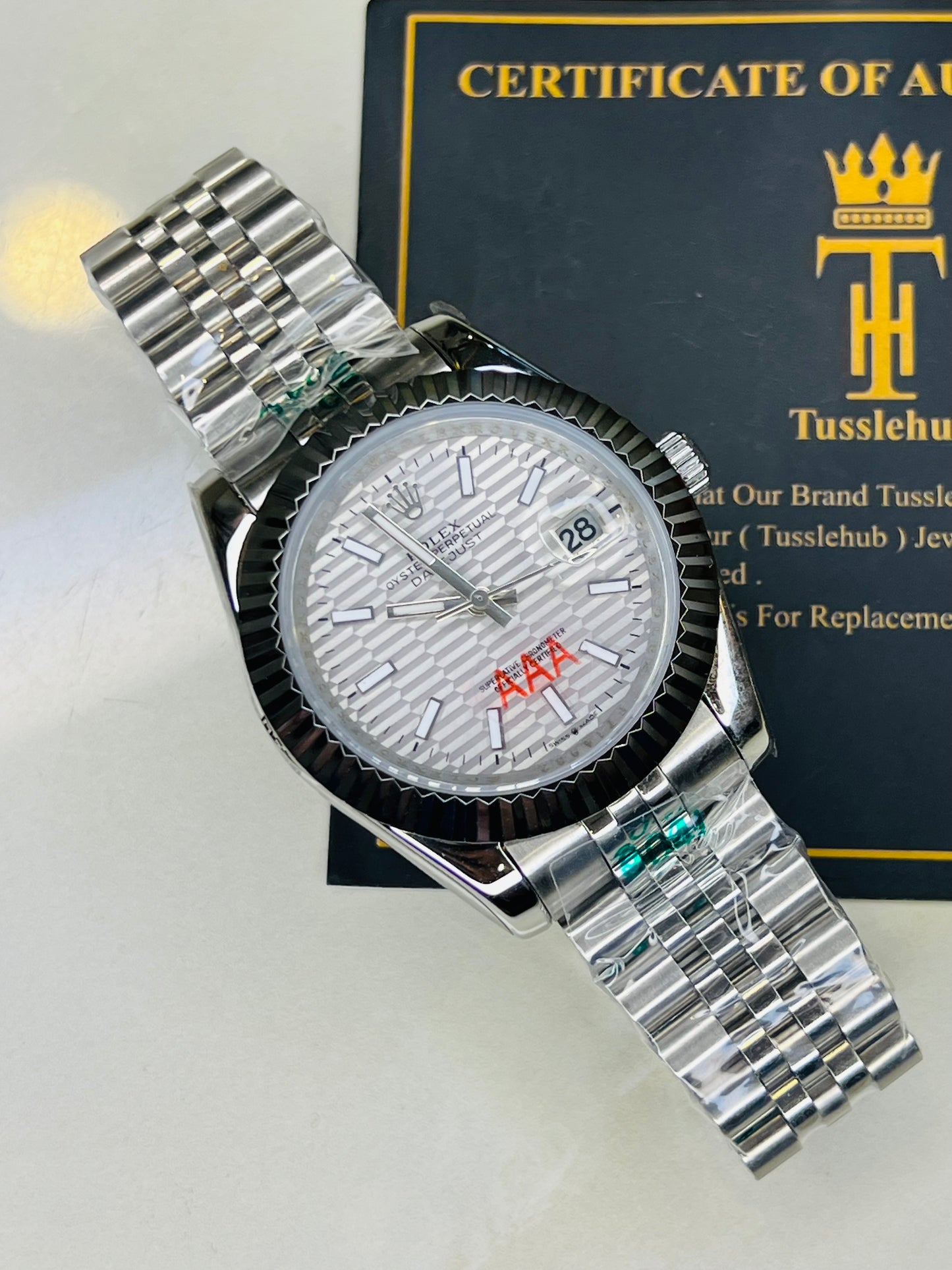 Jubilee Date Just Silver Fluted Bezel White Dial Quartz Watch