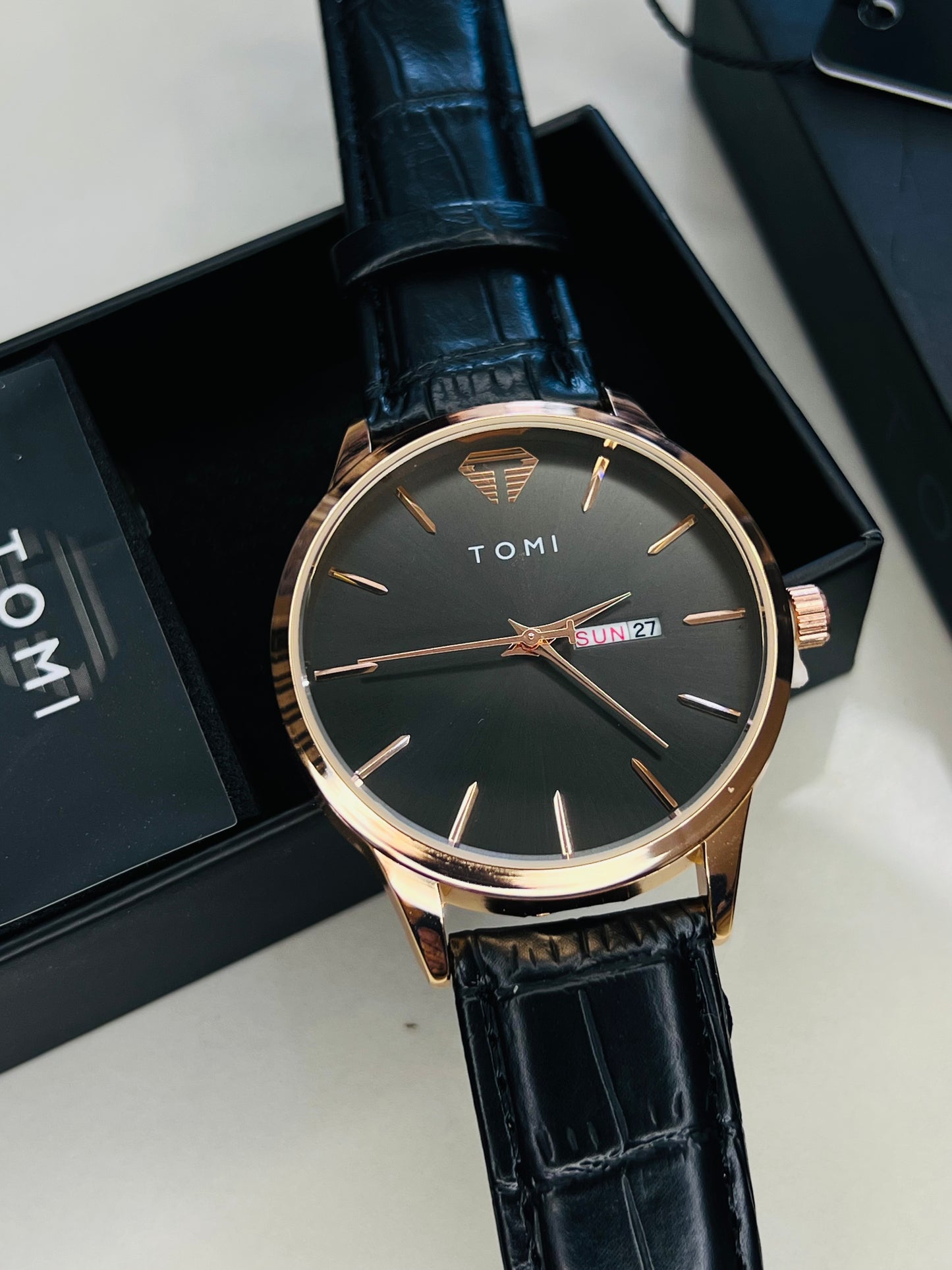 Tomi Day Date Gold Black Watch