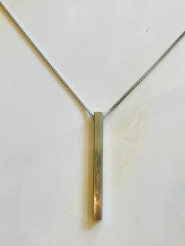 Vertical 4D Bar Pendant Necklace
